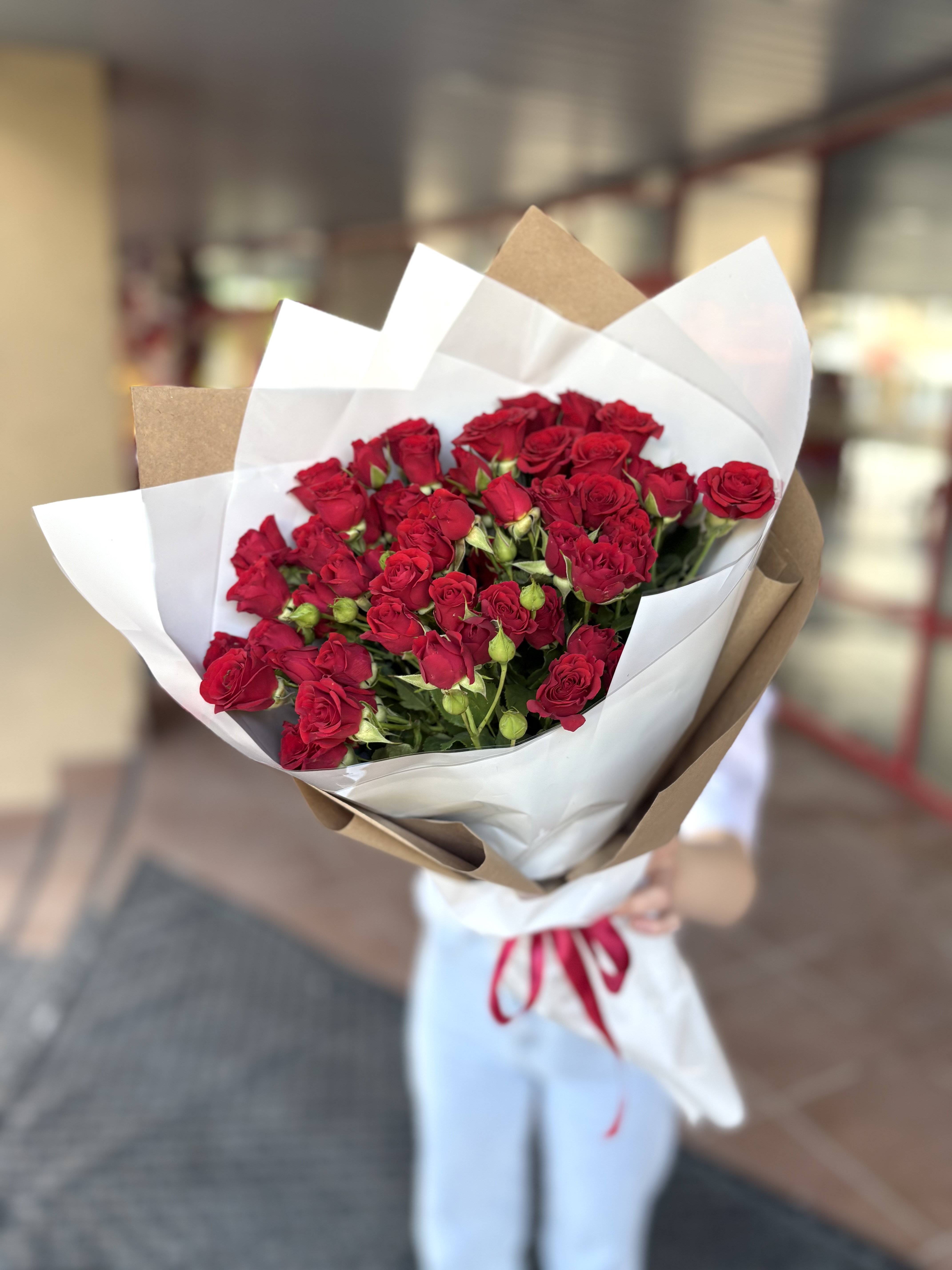 Букет кустовых роз