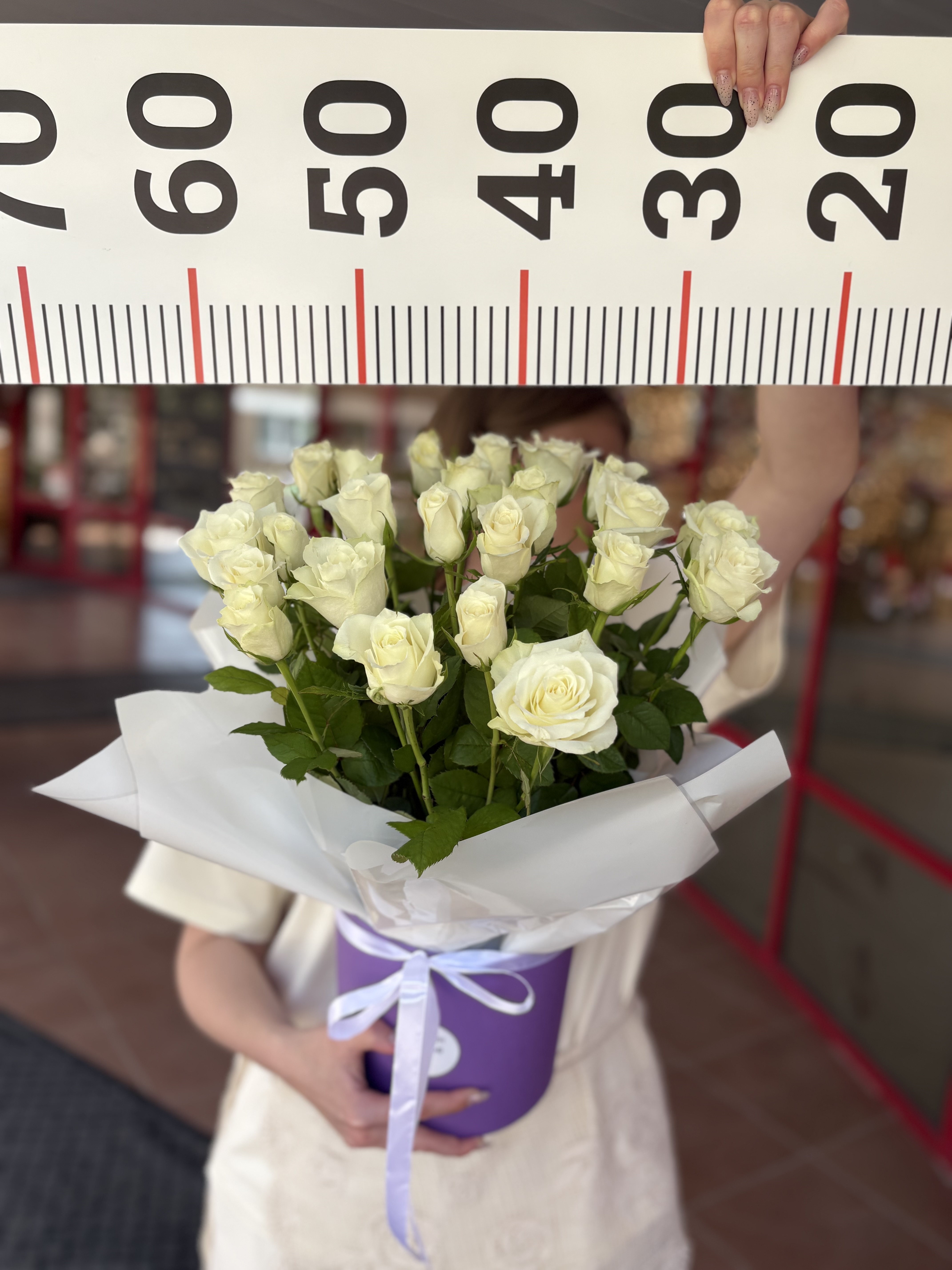 25 роз в коробке