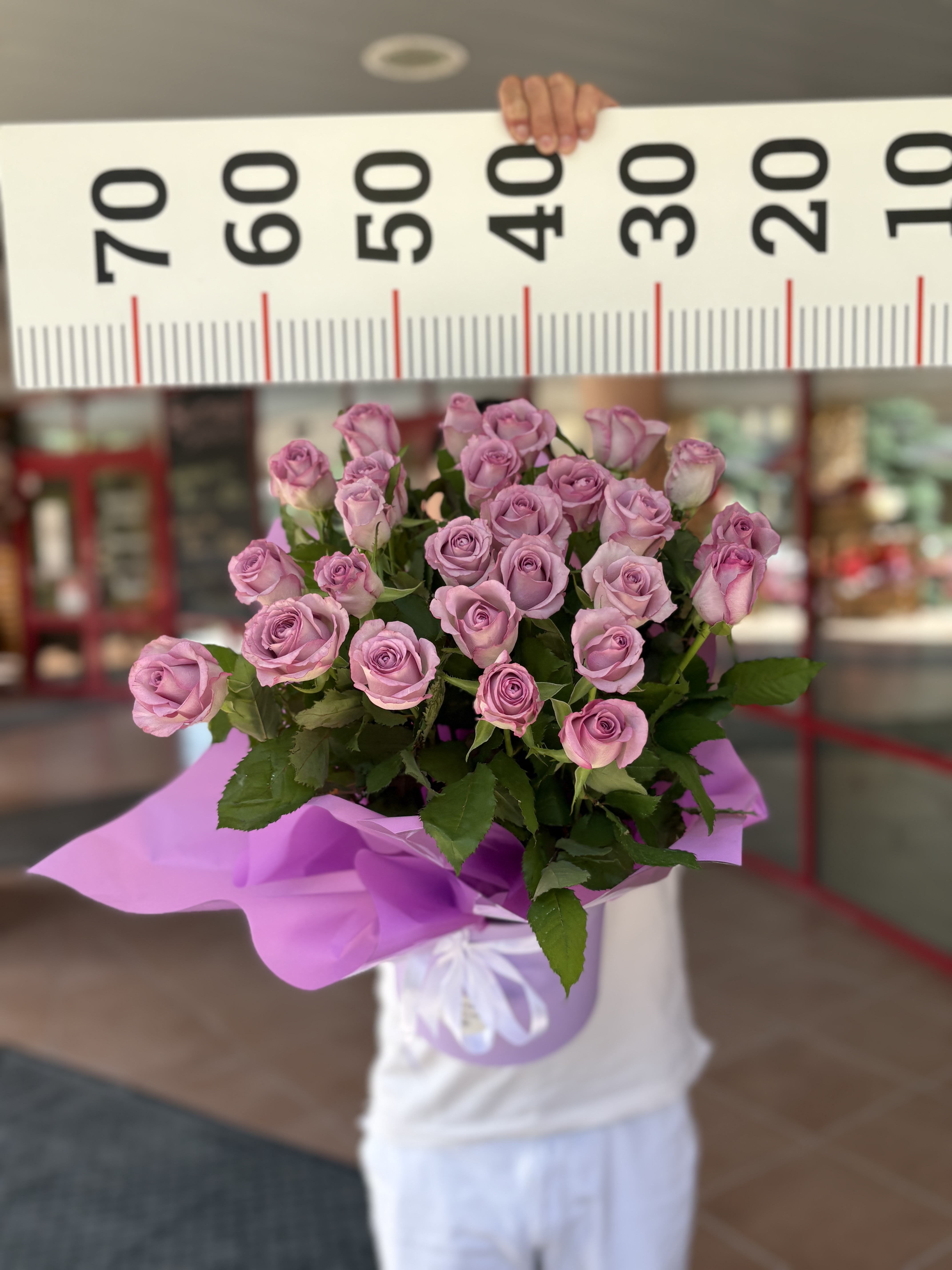 25 роз в коробке