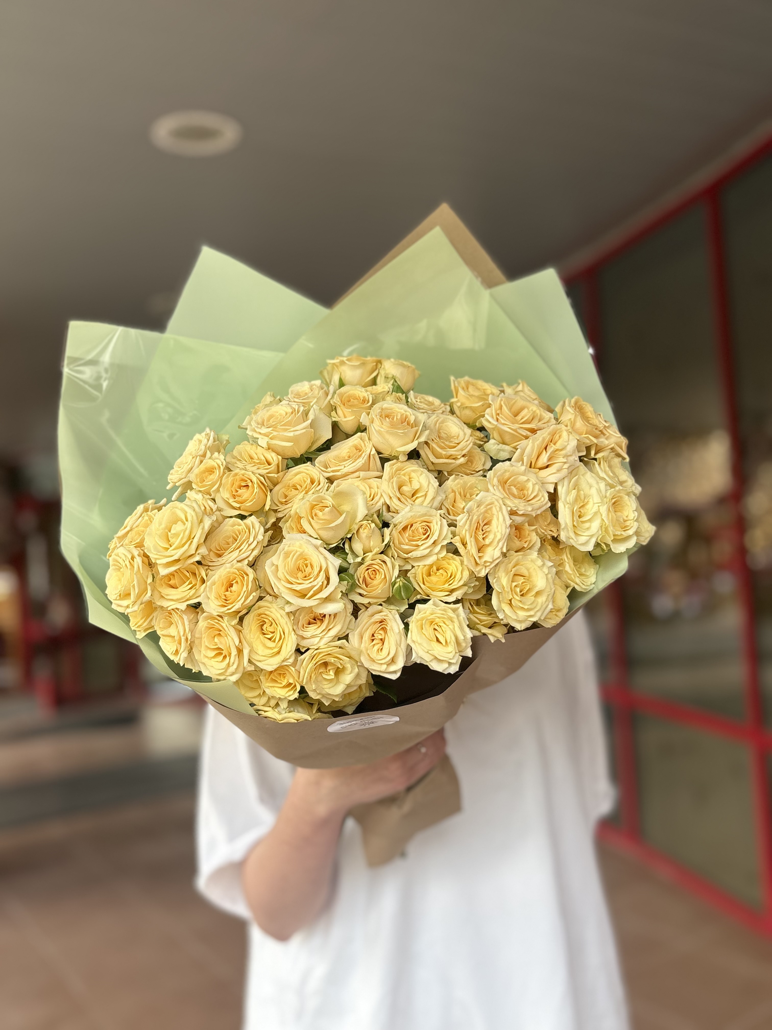 Букет кустовых роз