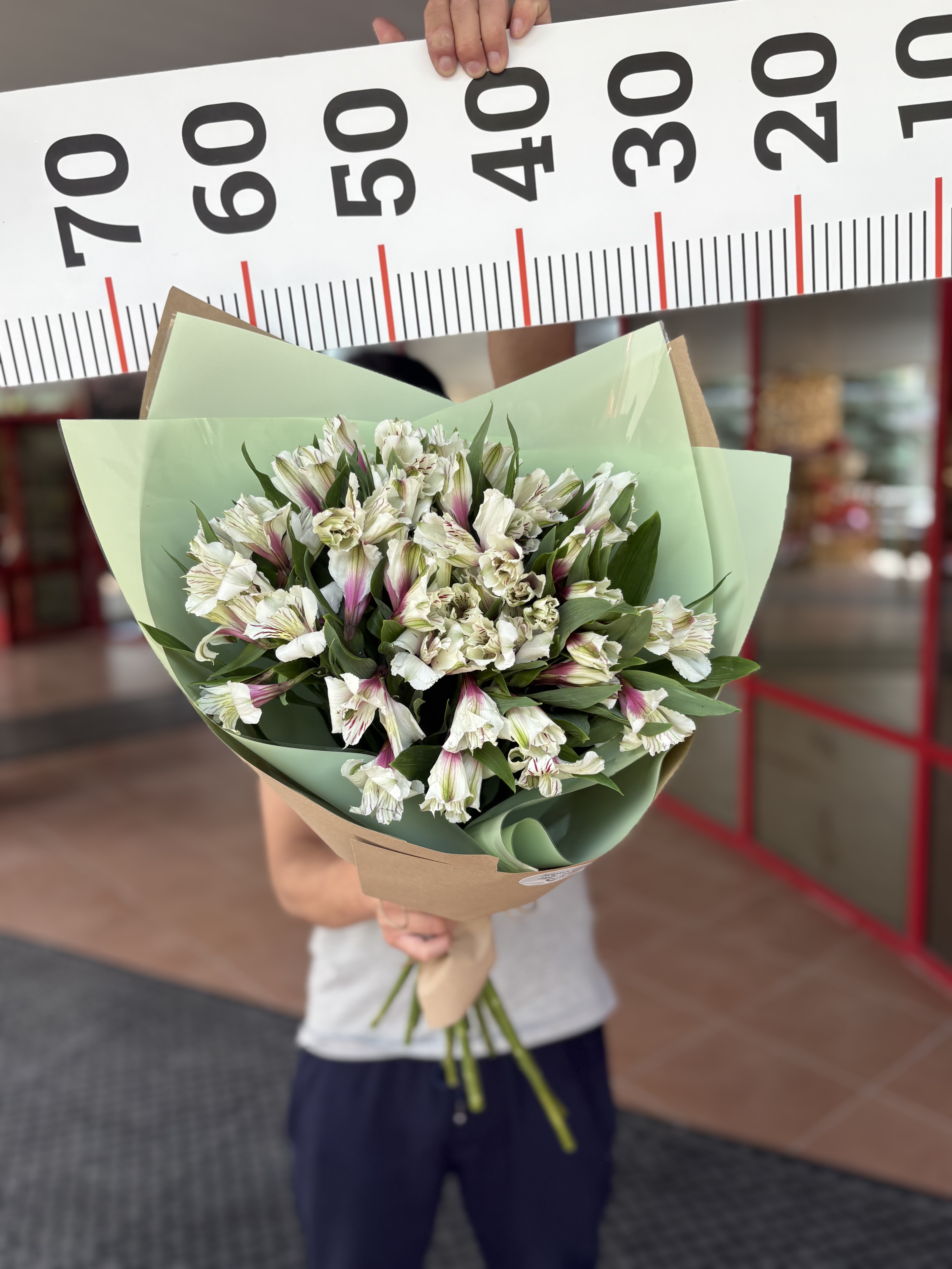 Букет из альстромерий
