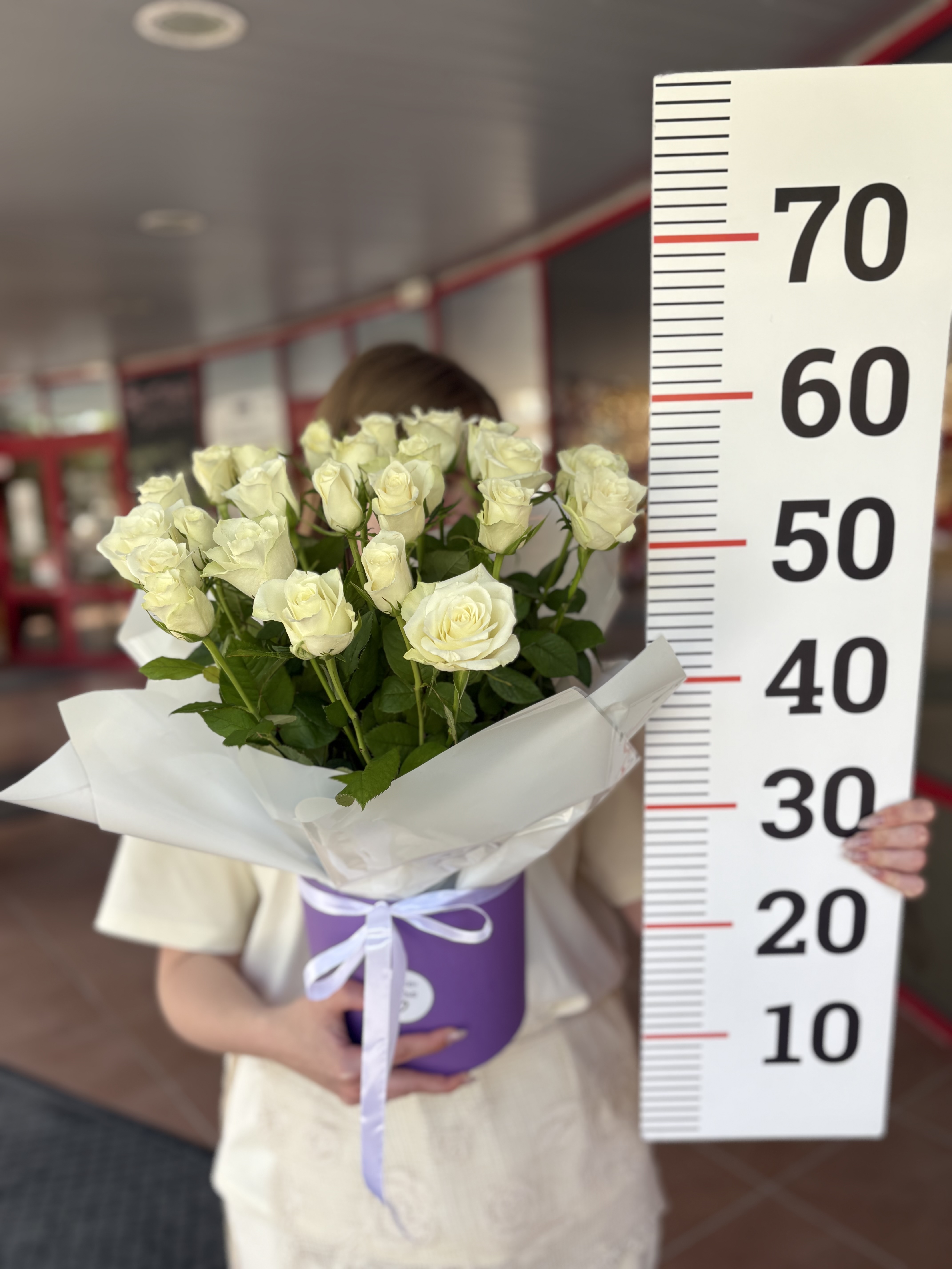 25 роз в коробке