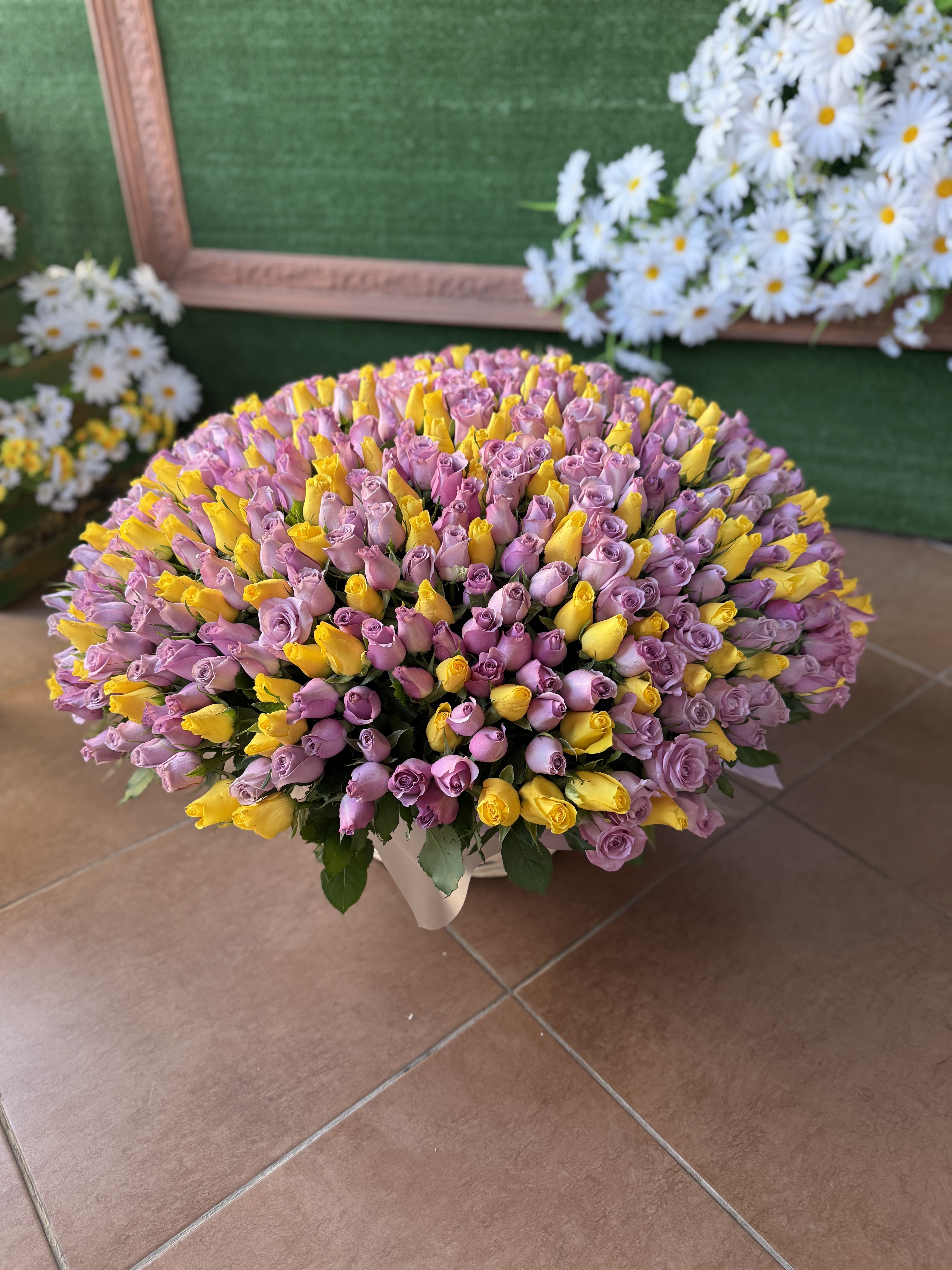 501 роза   в корзине