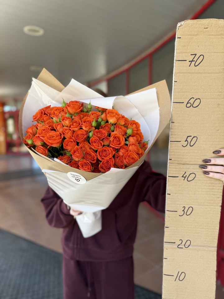 Букет кустовых роз
