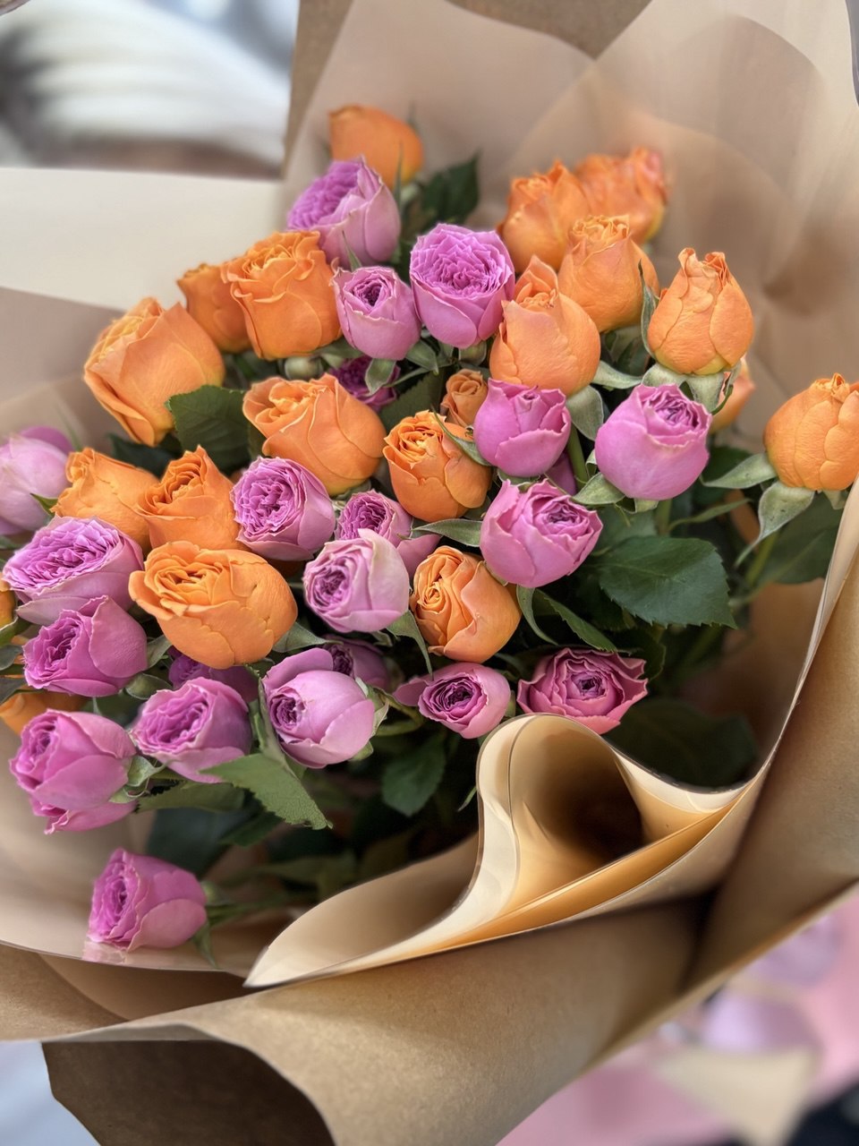 Букет кустовых пионовидных роз