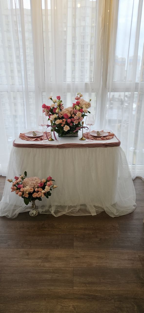 Украшение стола