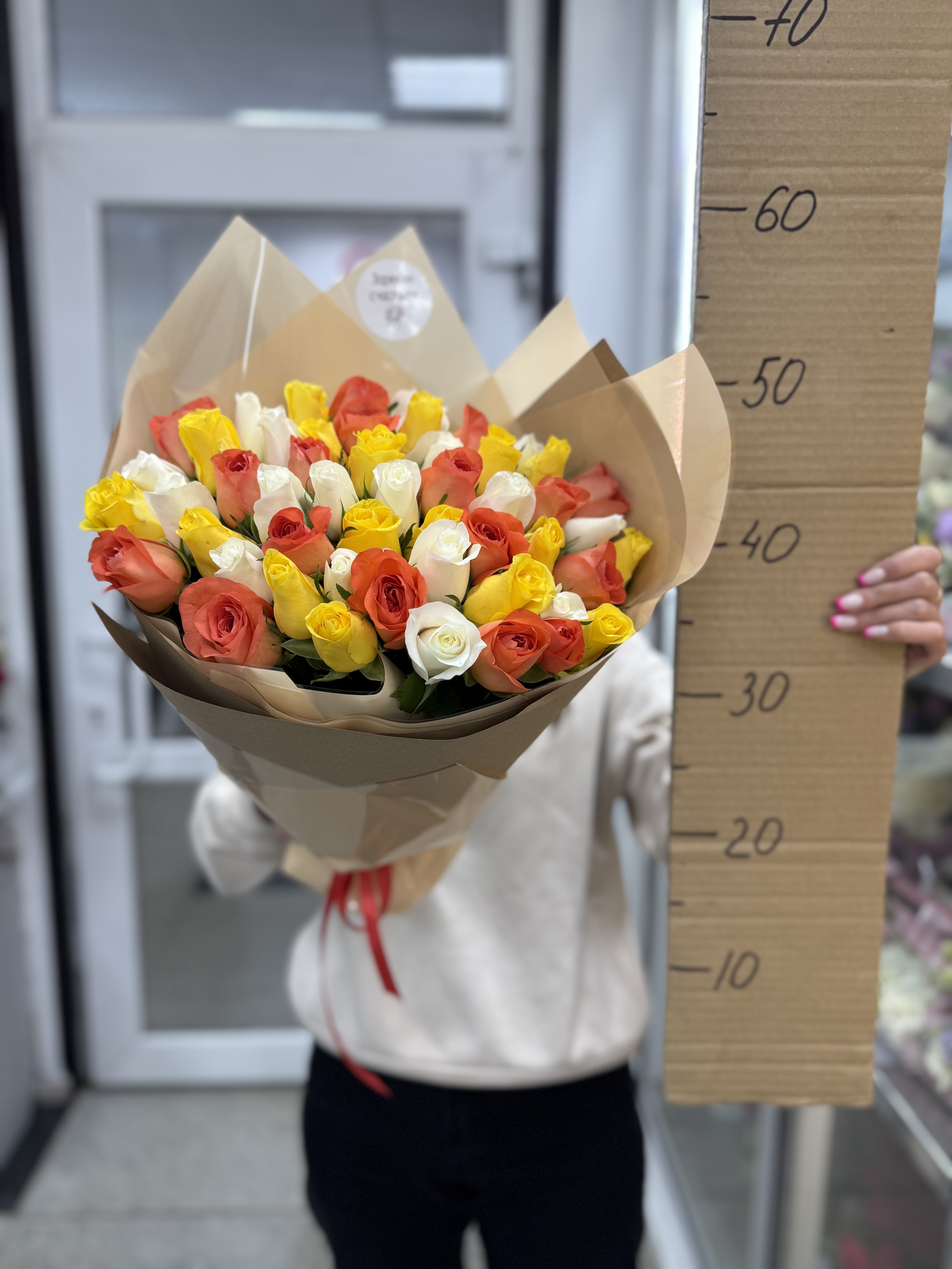 Букет 51 роза 40 см