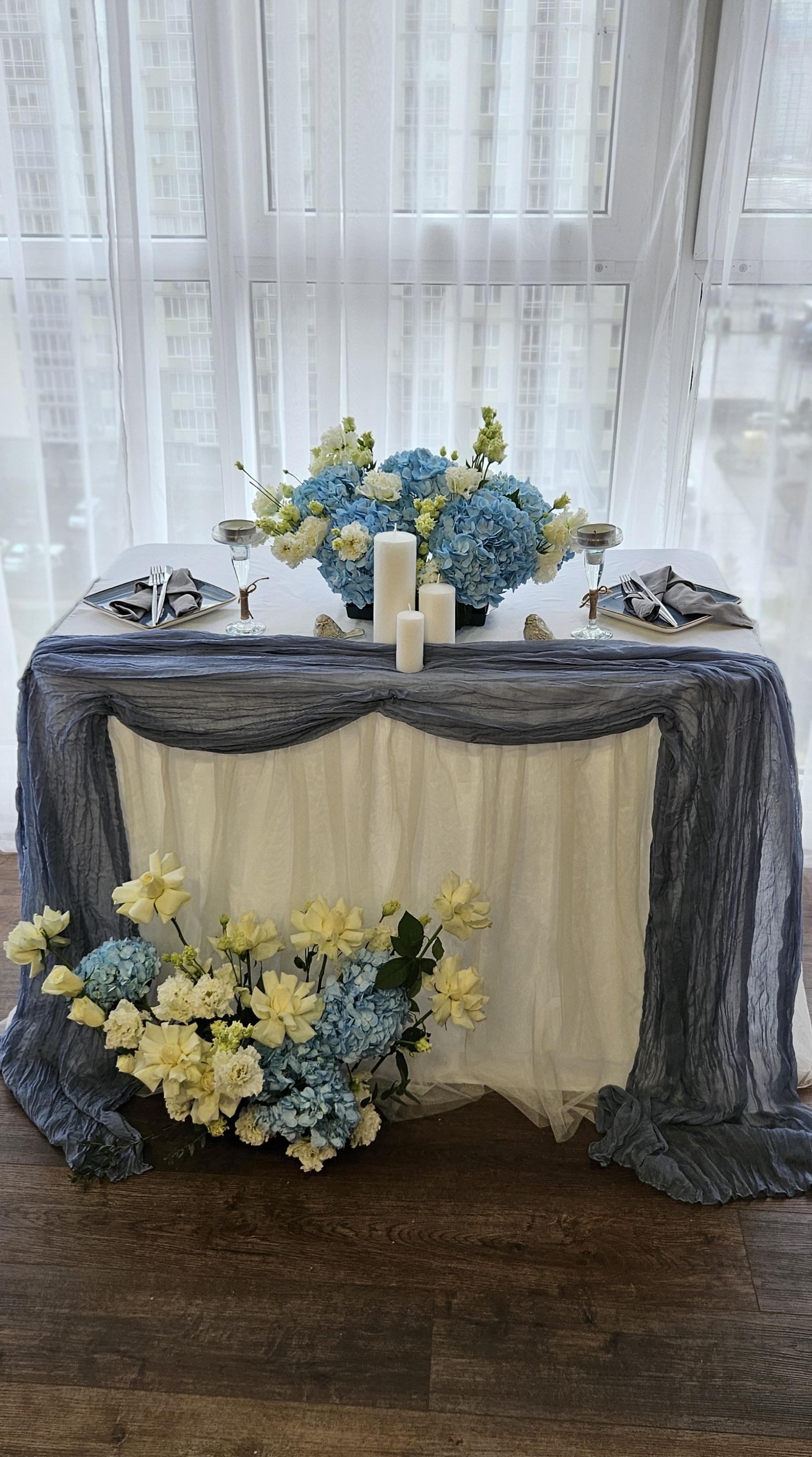 Украшение стола