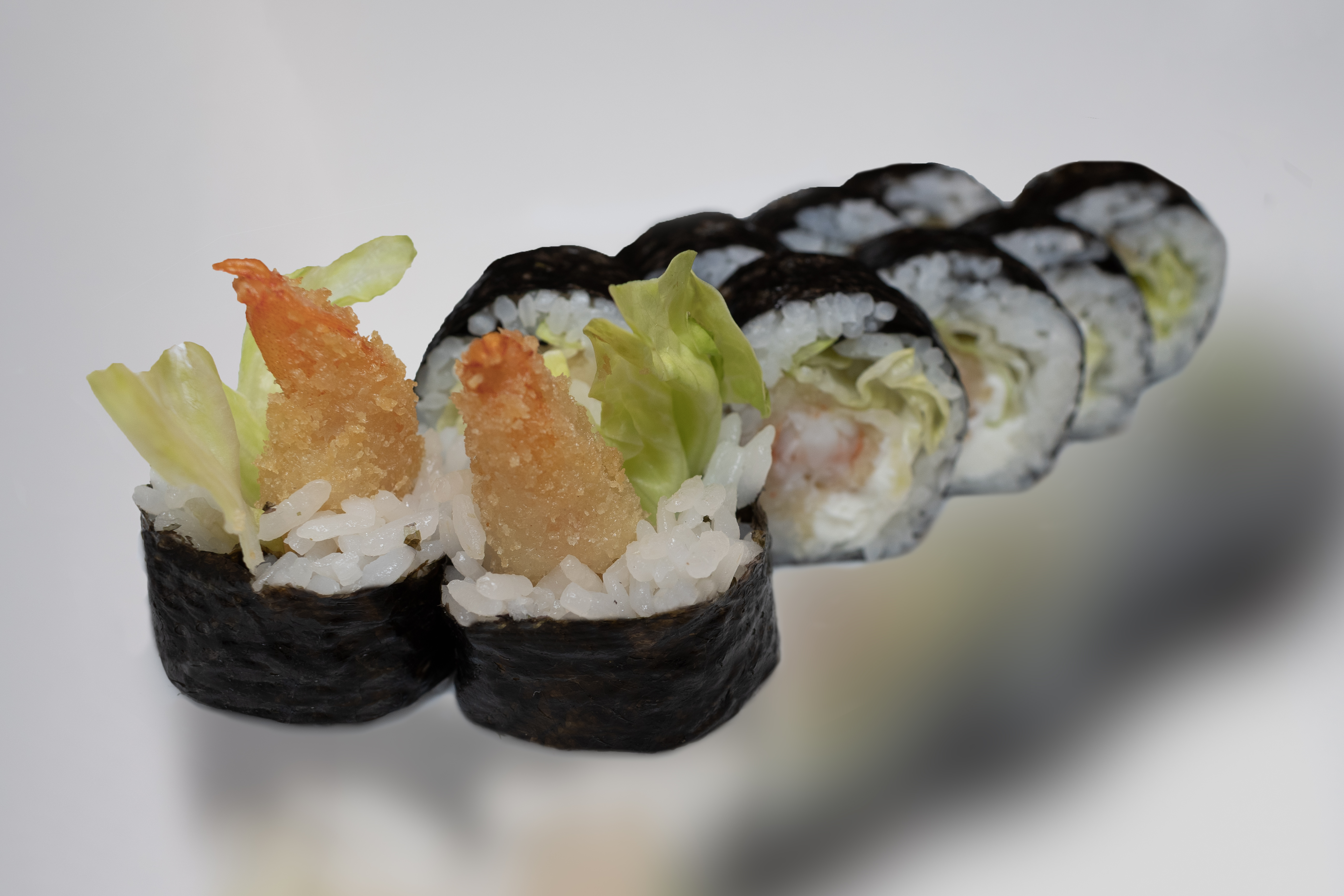 Ролл с жареной креветкой