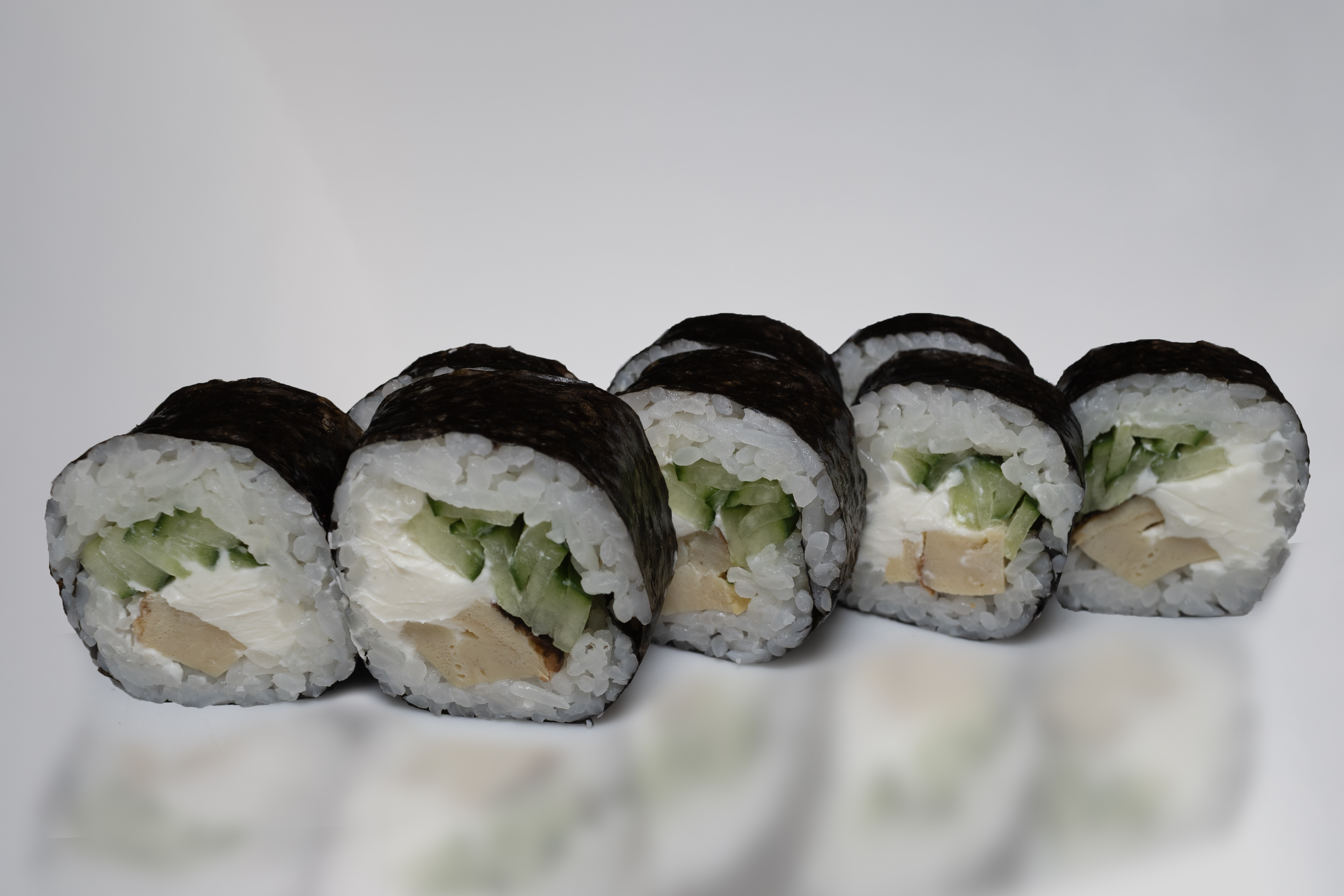 Ролл с омлетом