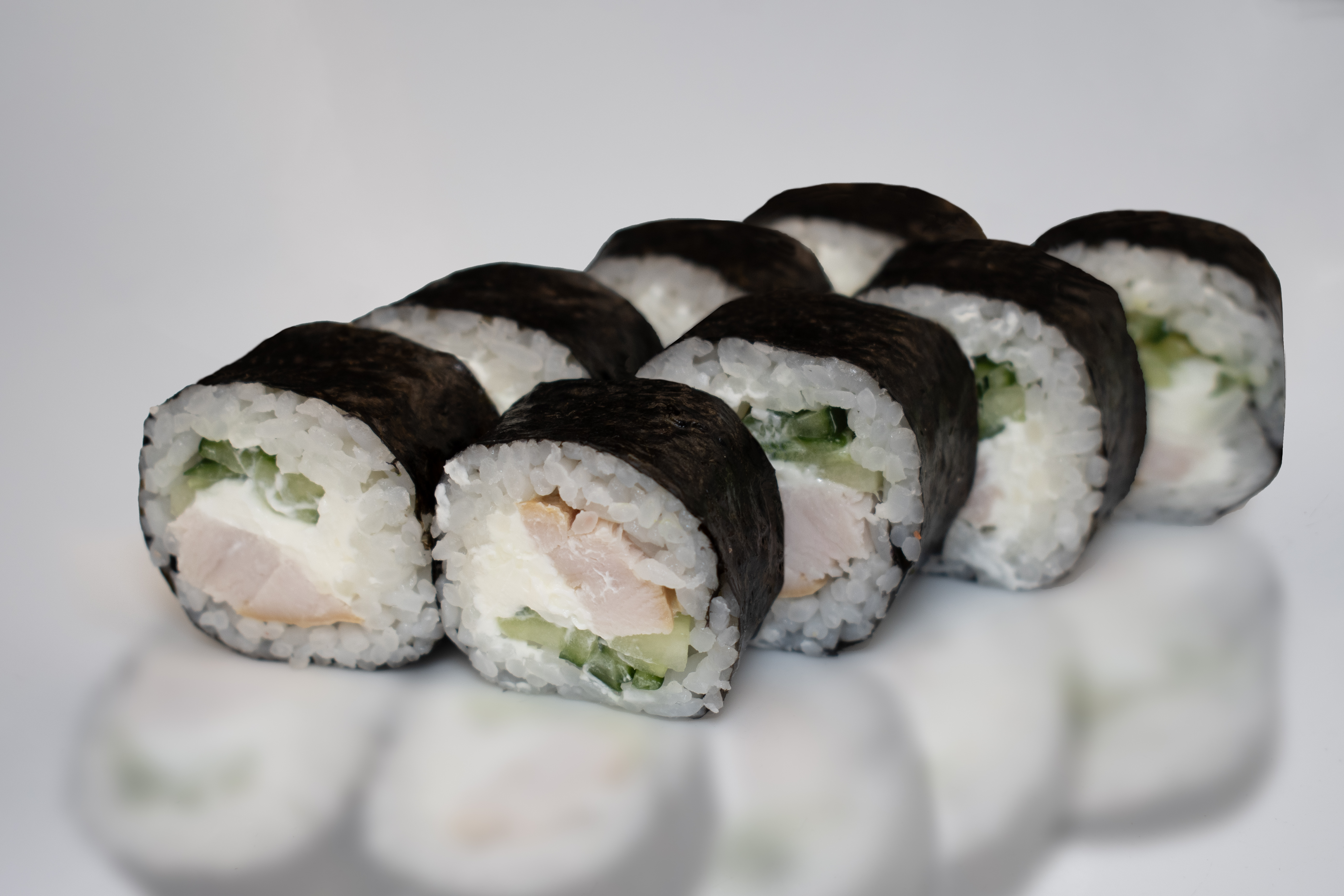 Ролл с курицей