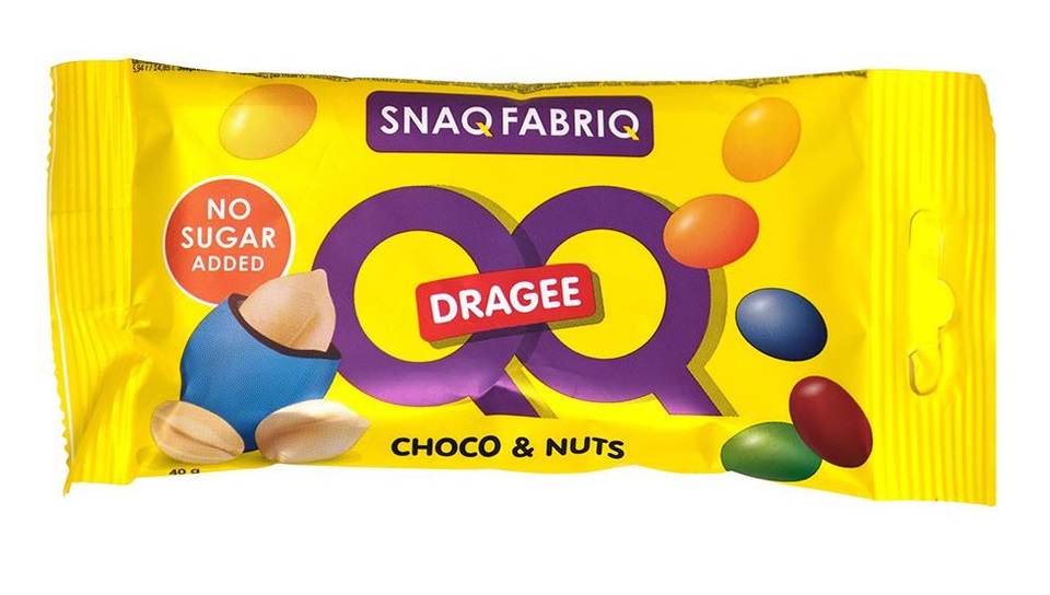 SNAQ FABRIQ QQ - Арахис в шоколаде 40 гр./Драже с арах. и мол. шок., покрытое разноцв. глаз.