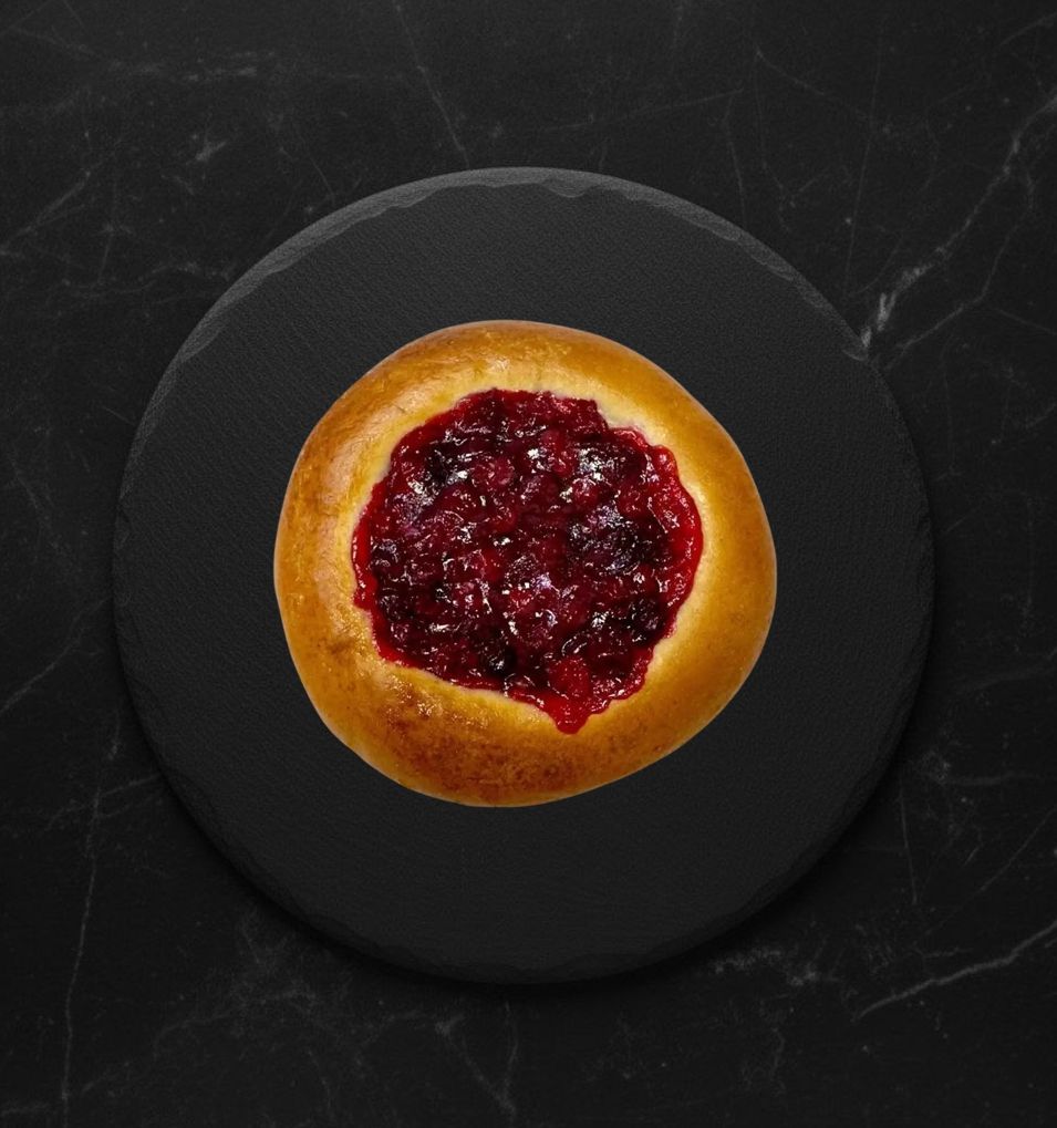 Ватрушка с Брусникой 145 гр шт