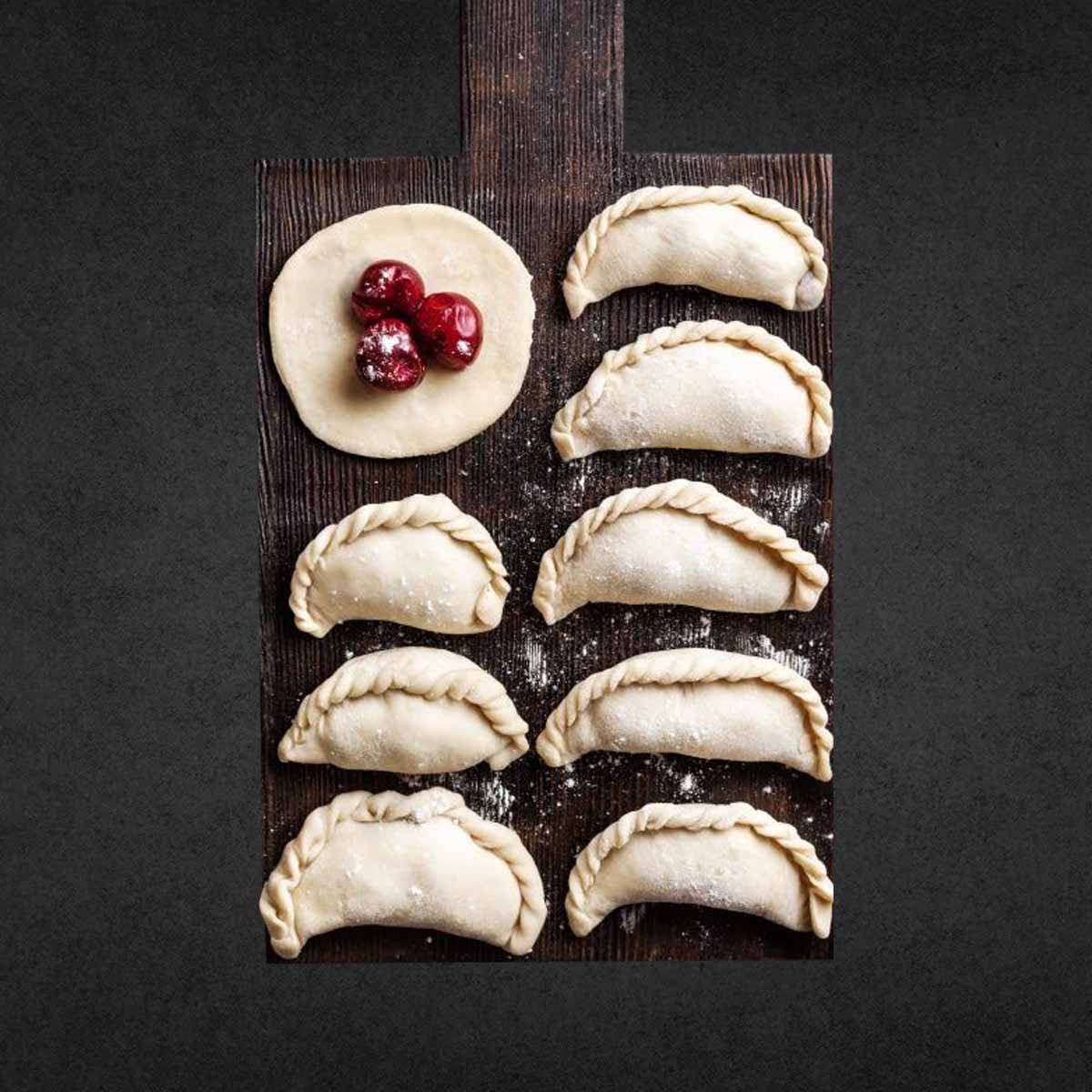 Вареники с Вишней Мясной центр