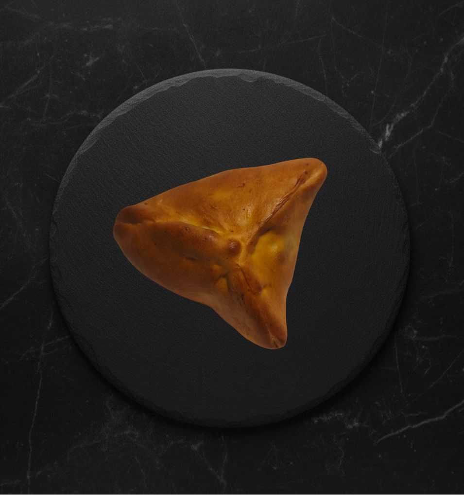 Пирожок с Мясом 100 гр шт Мясн.Центр