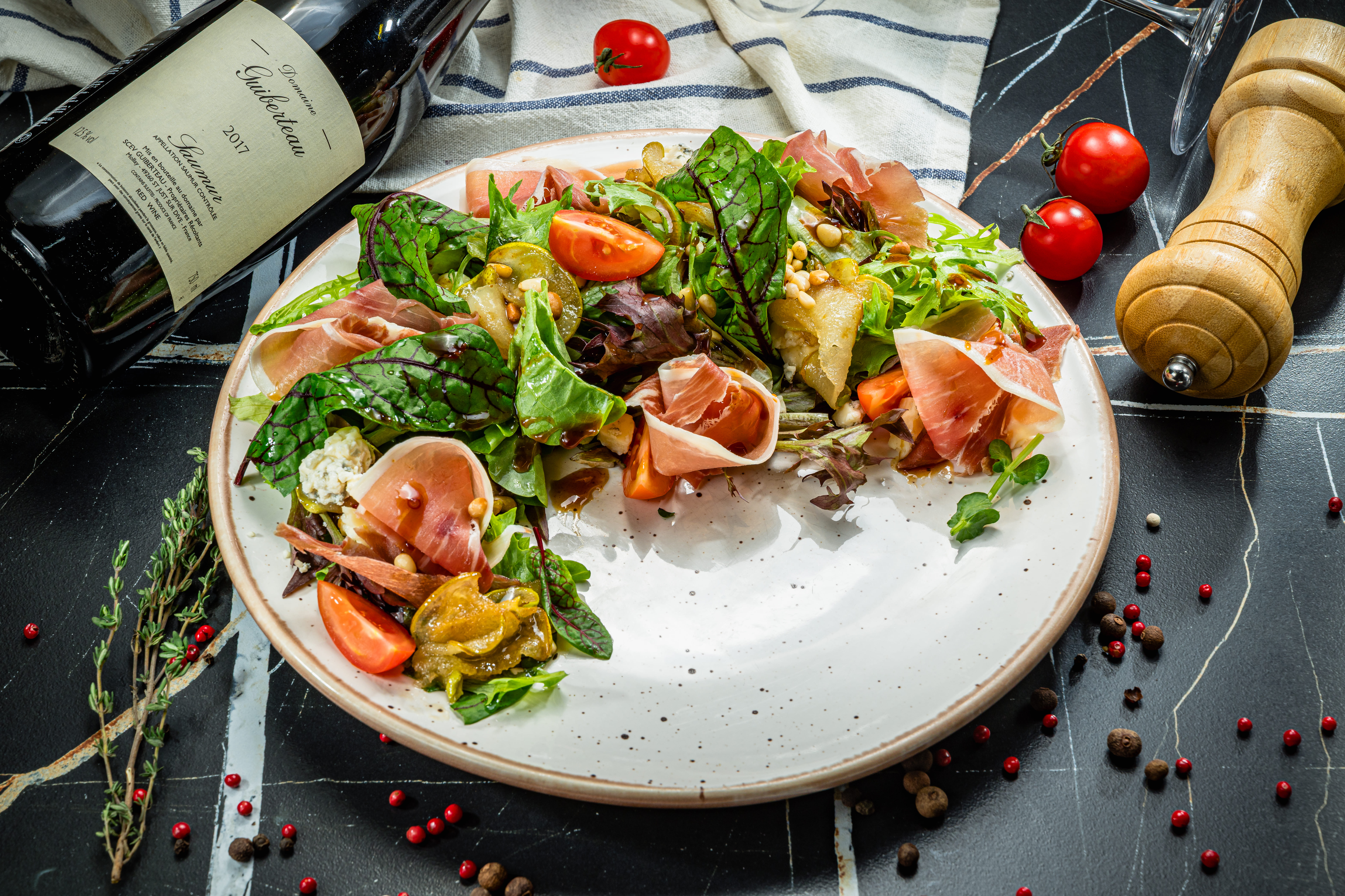 Салат из пармской ветчины