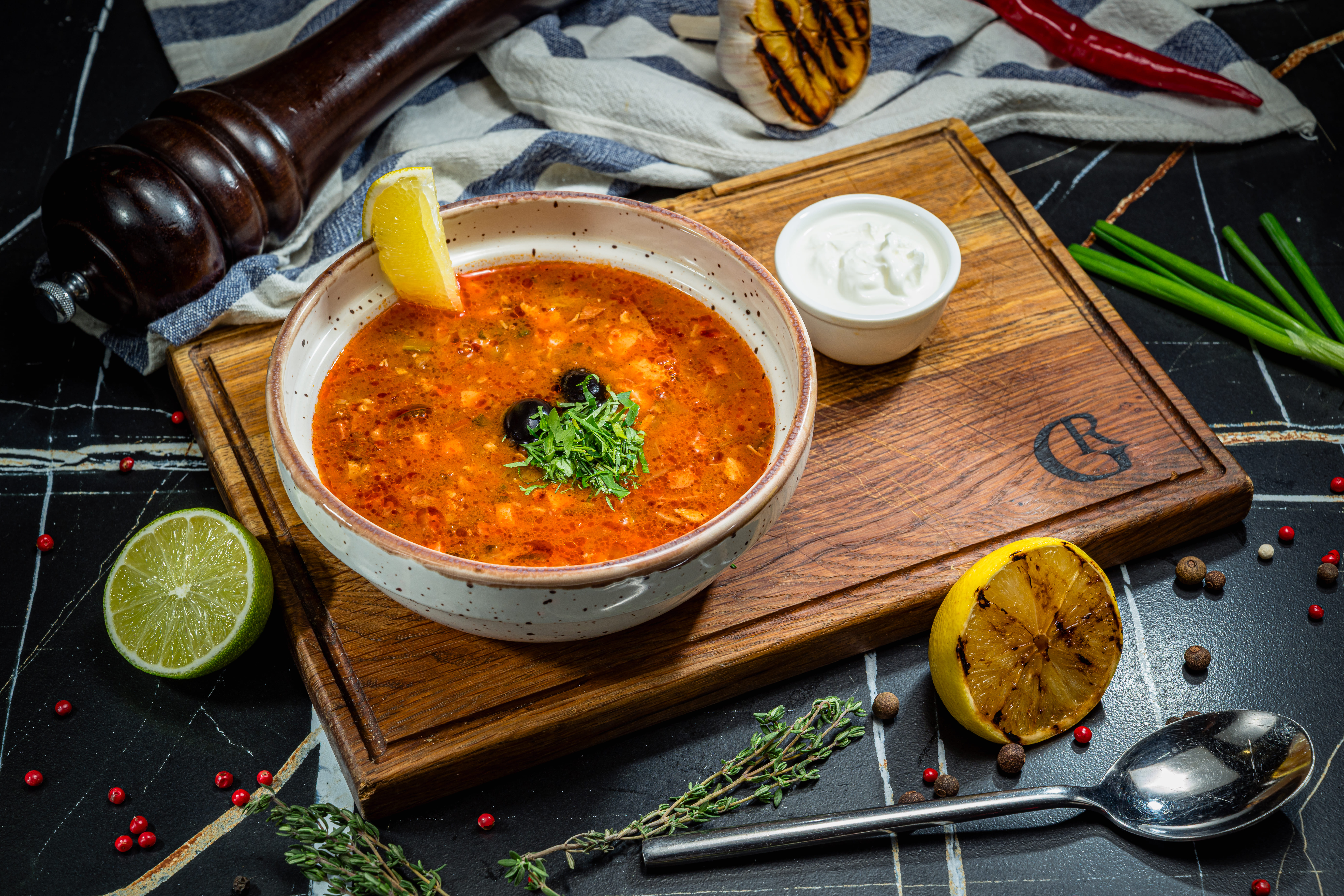 Солянка сборная мясная