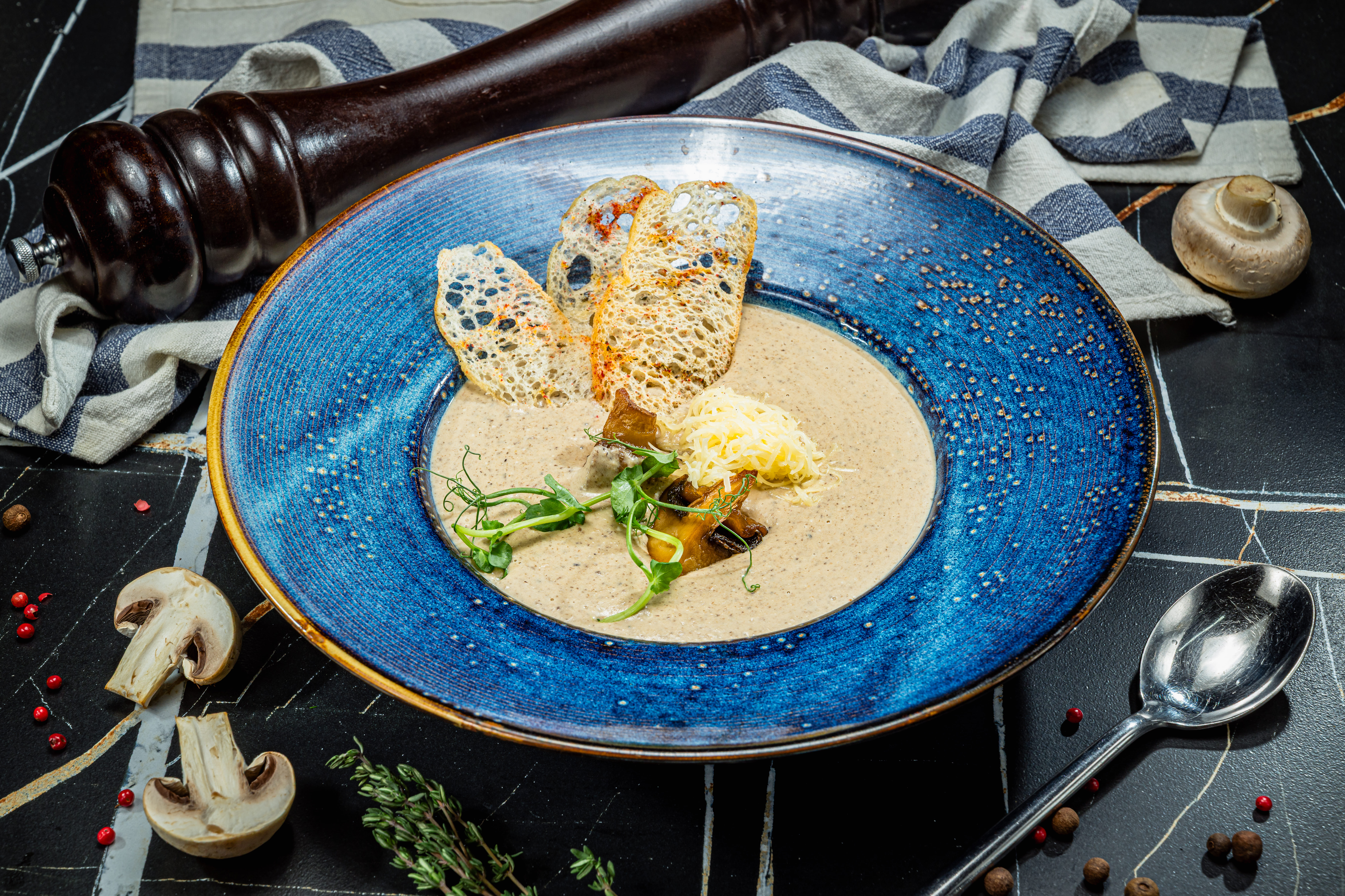 Крем-суп грибной