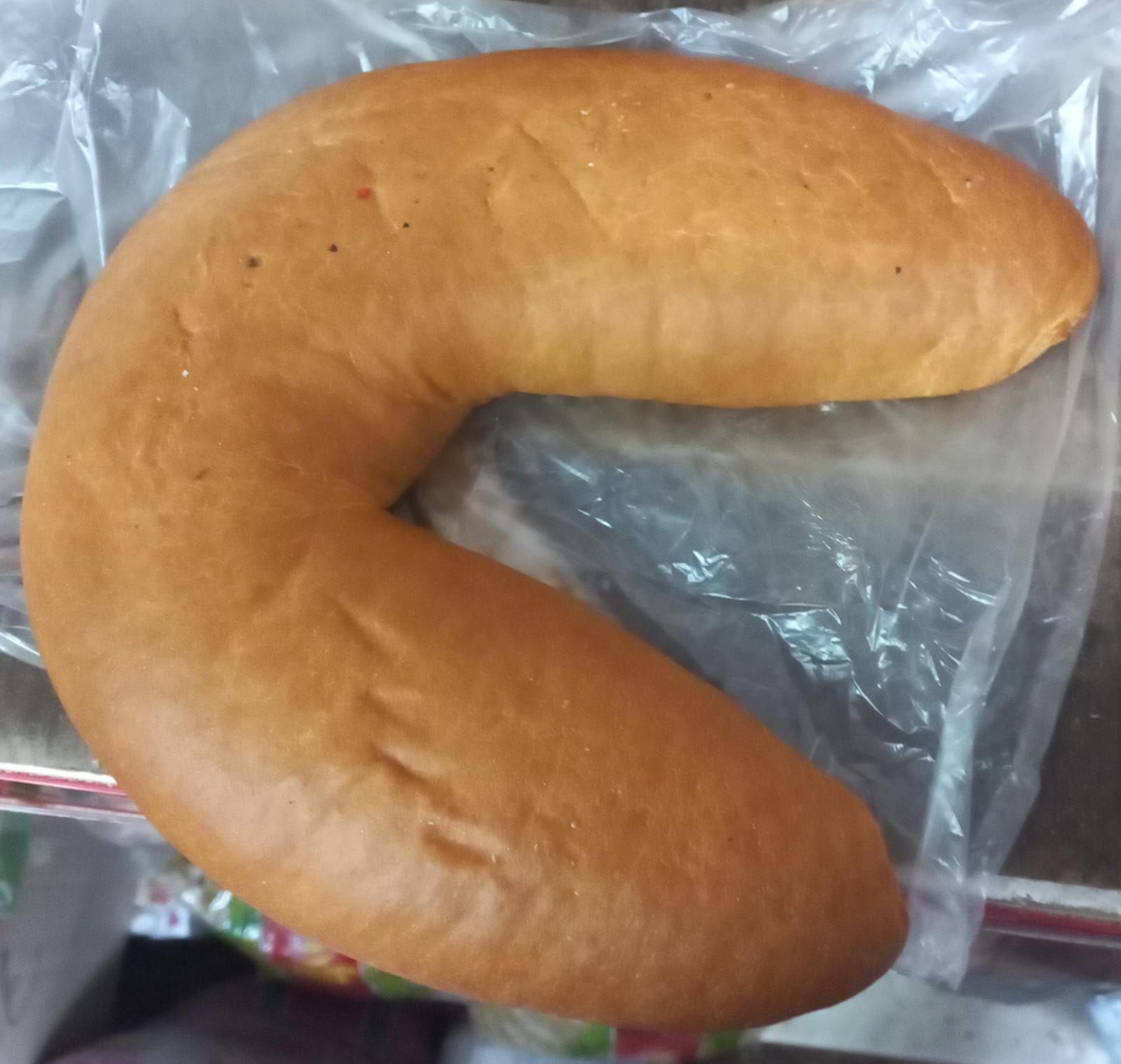 Рогалик с маком