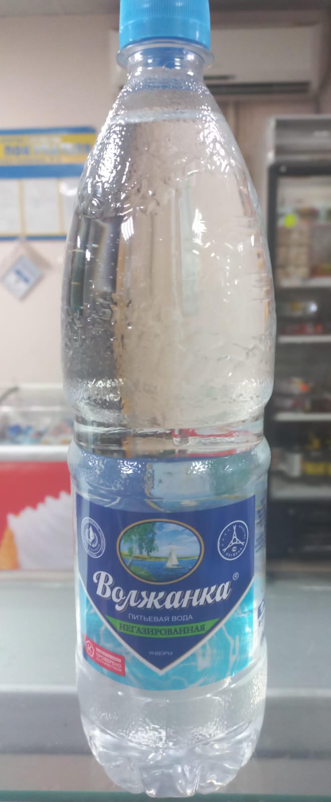 Волжанка без газа 1л.