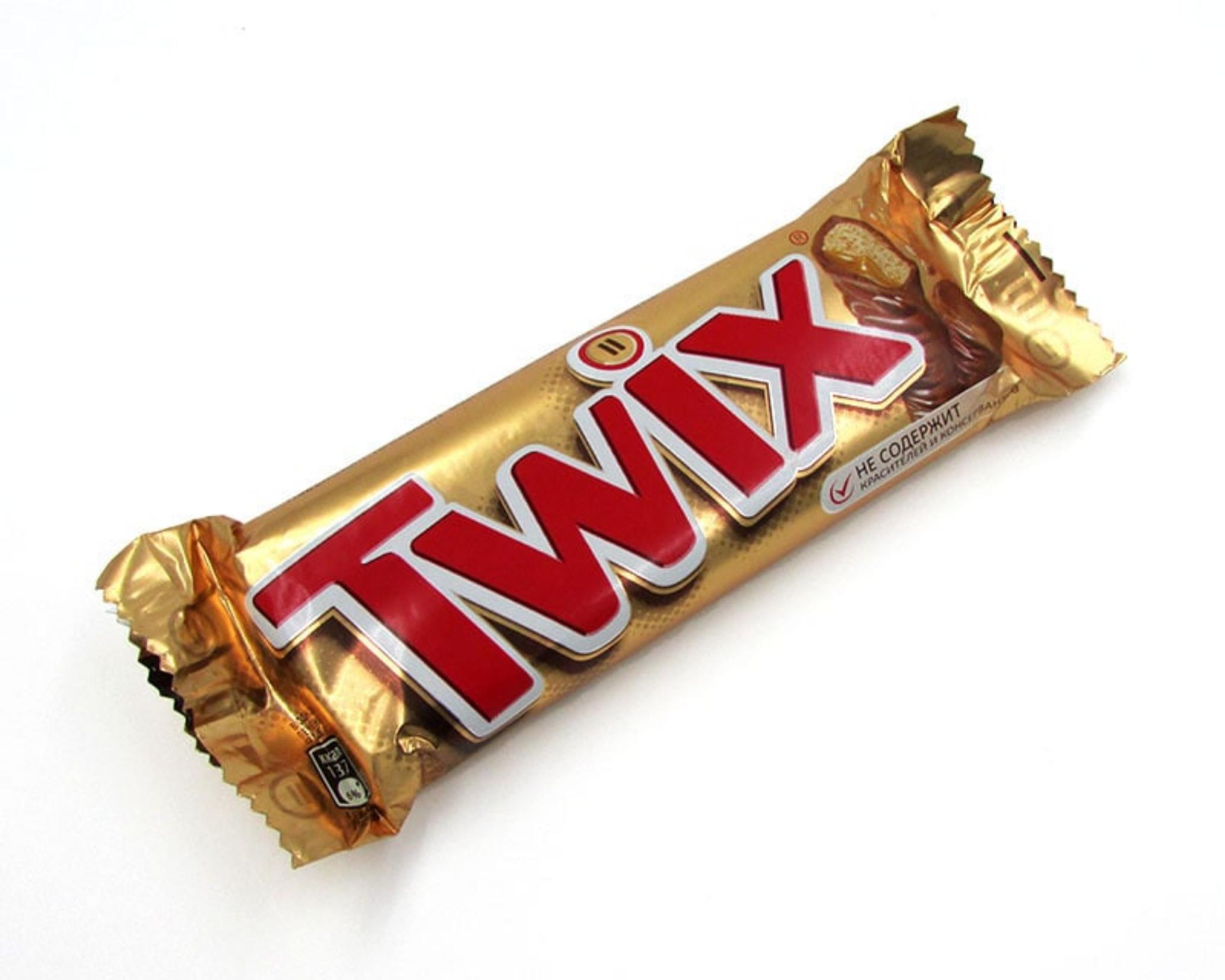 Шоколадный батончик Twix молочный, 55г