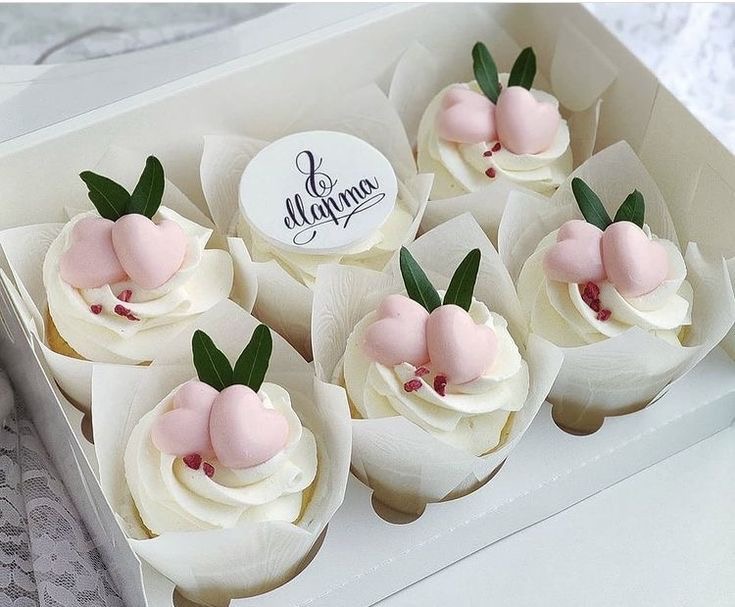 Капкейки 6 шт на 8 марта 💐