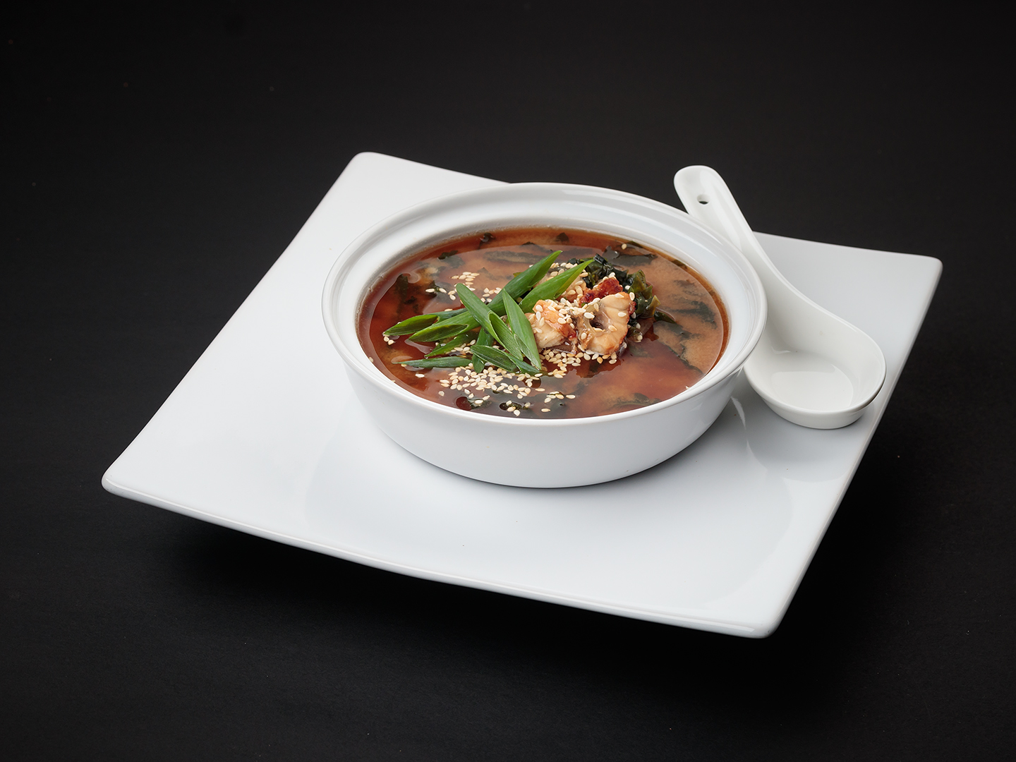 Мисо суп угорь