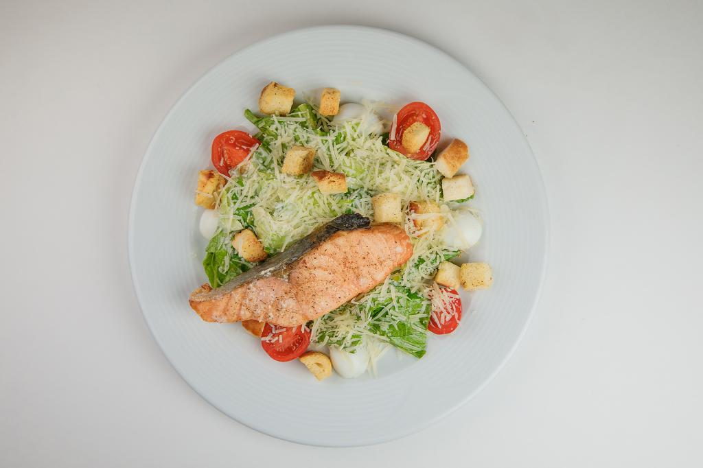 Цезарь с лососем