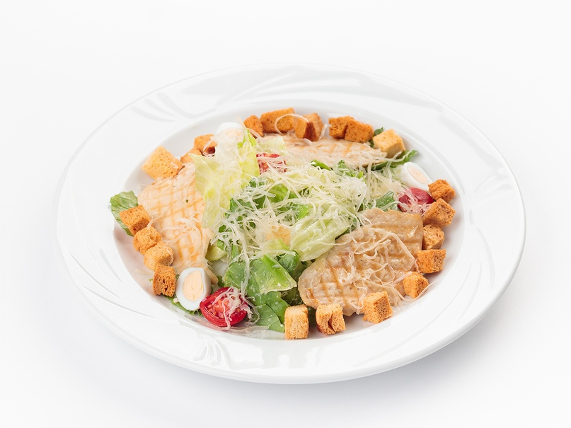 Салат Цезарь с курицей