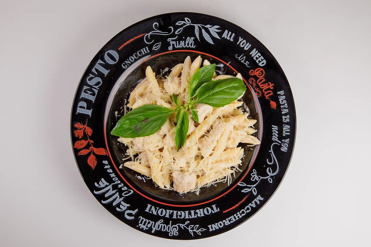 Пенне по деревенски с курицей