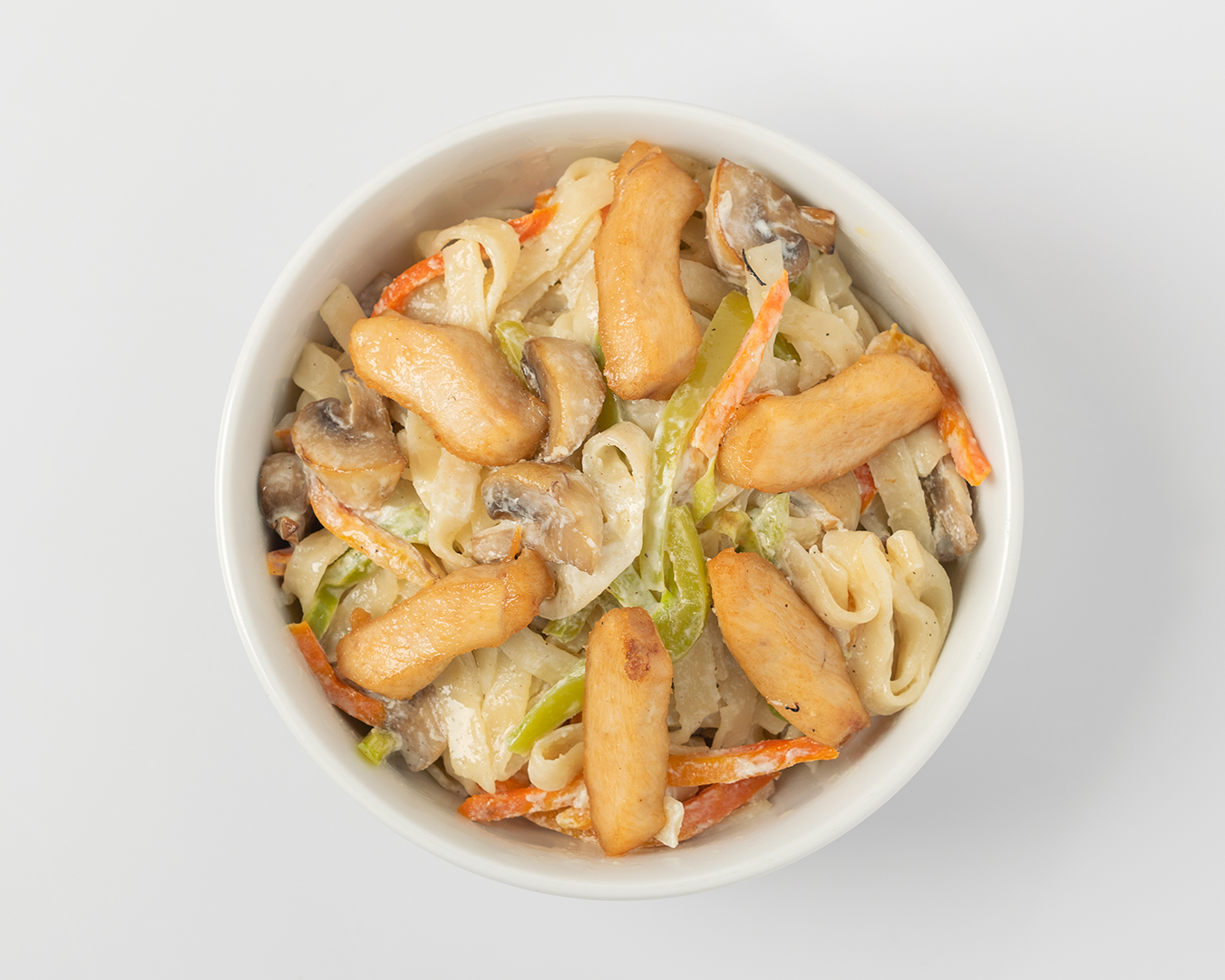 Удон с курицей (в сливках)