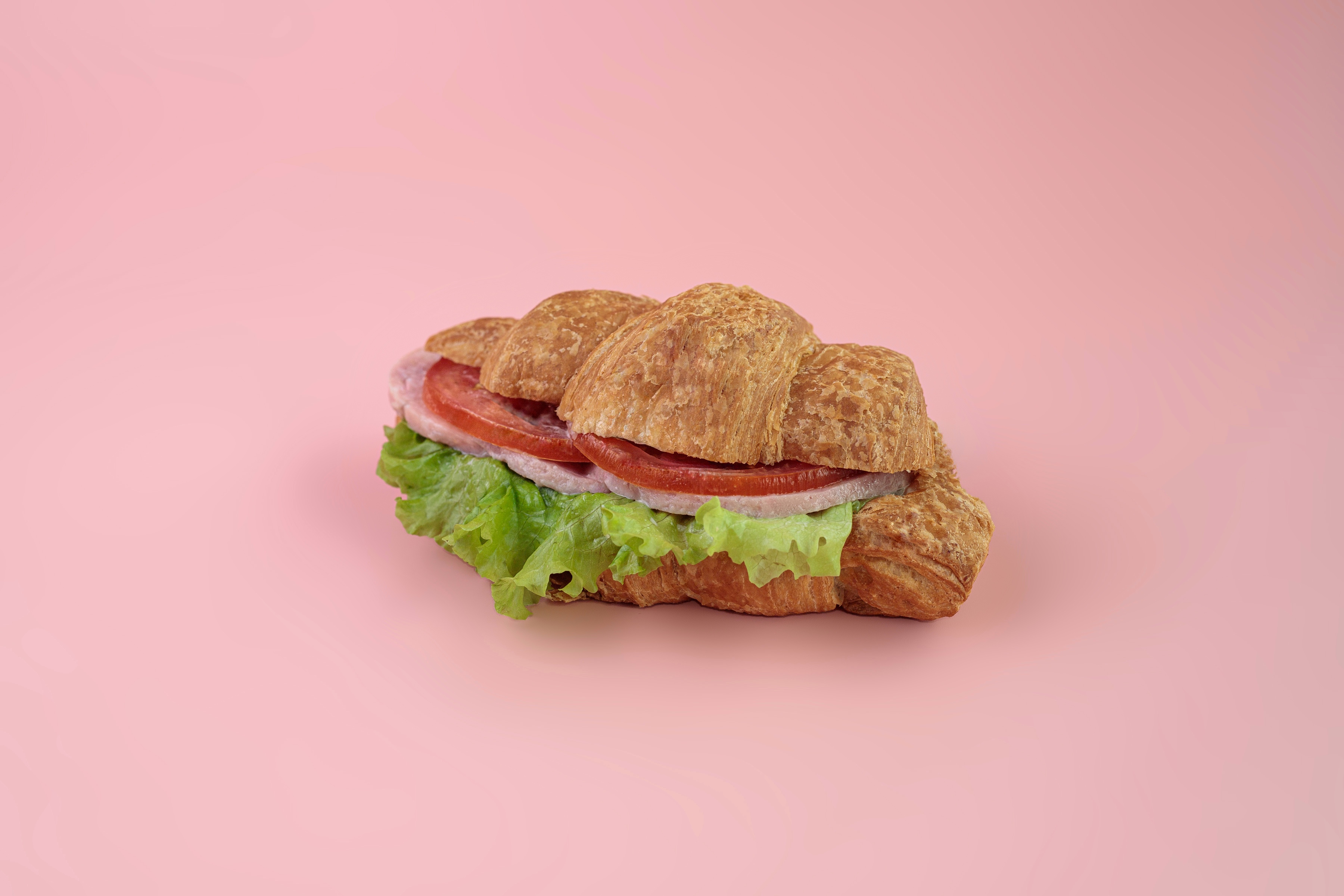 Круассан с ветчиной и сыром