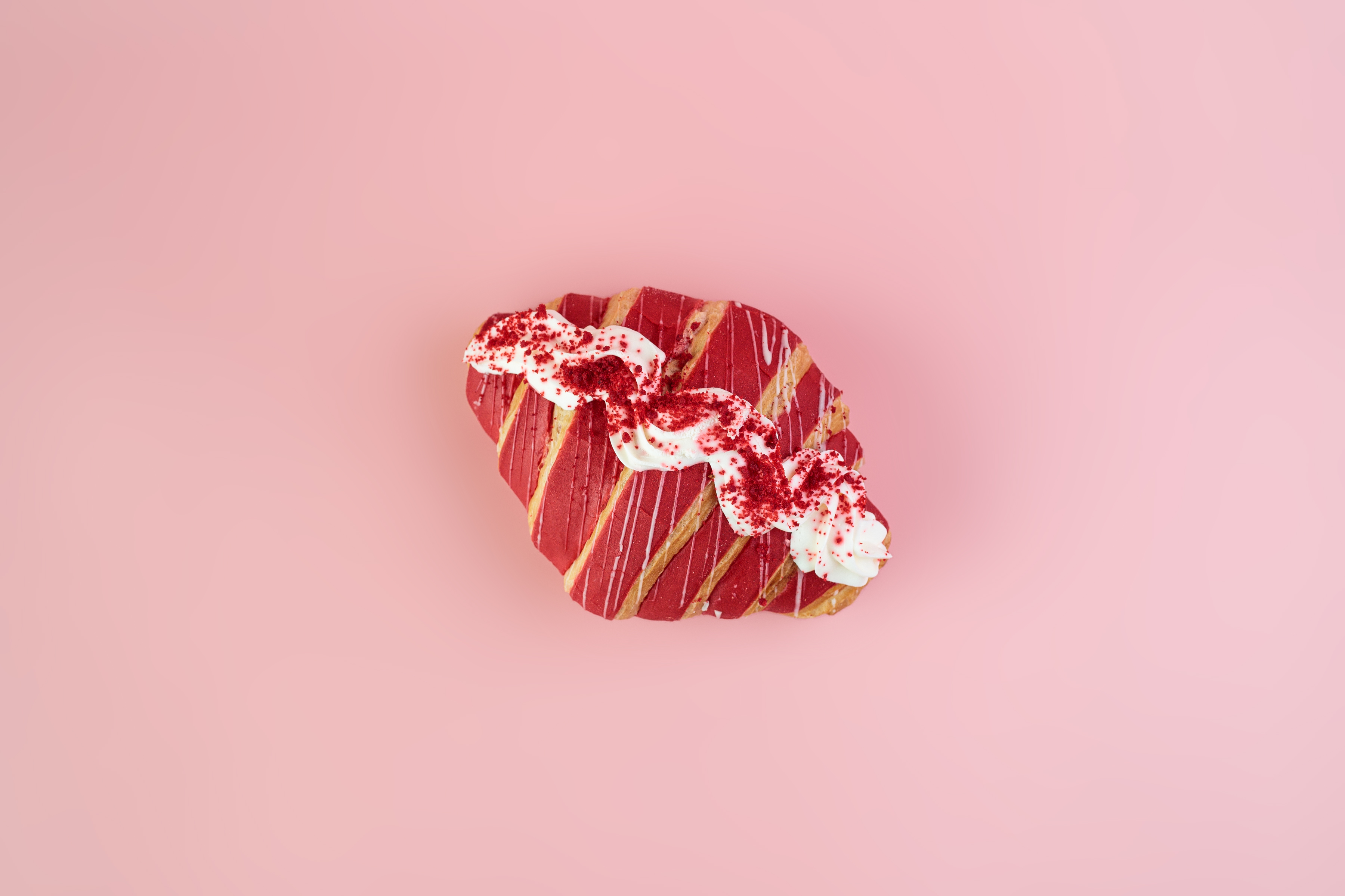 Круассан Красный Бархат