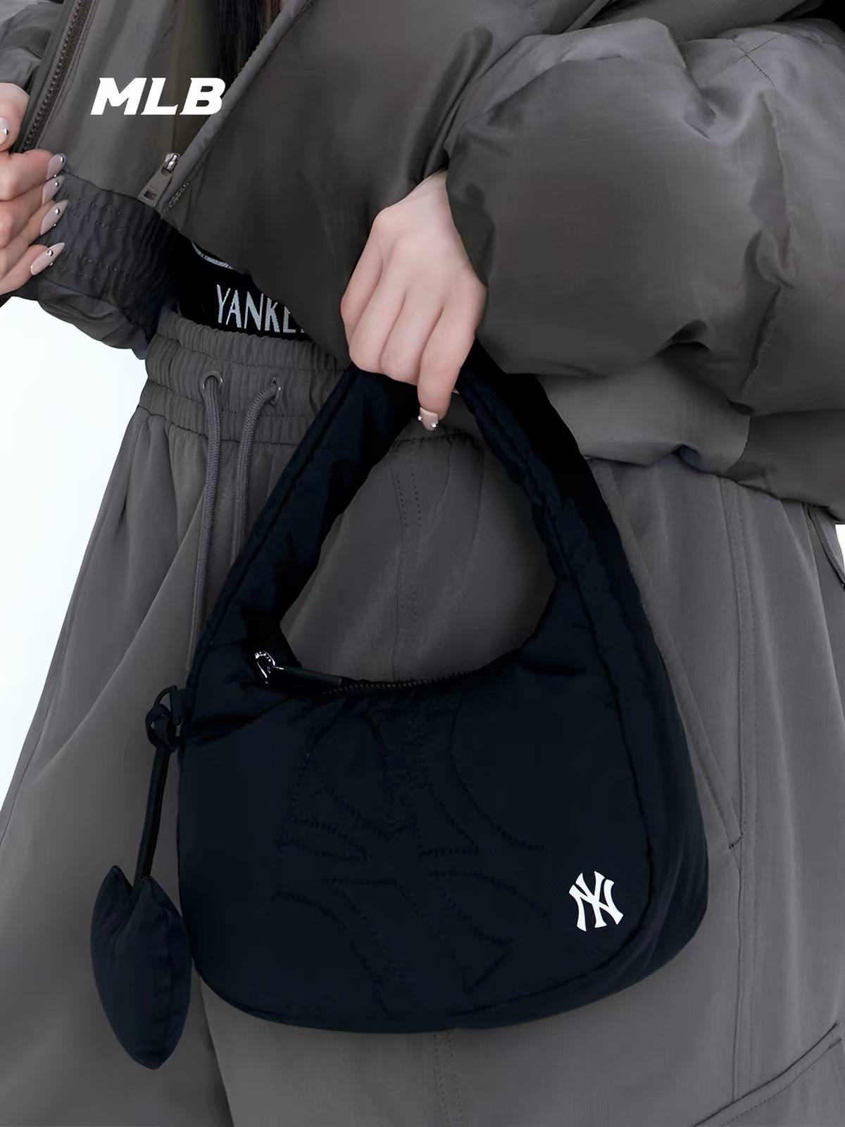 Карина AESPA х MLB Korea ОФИЦИАЛЬНАЯ КОЛЛАБОРАЦИЯ | Сумка-Хобо |  (CLO-AE-MBL-BAG -1)