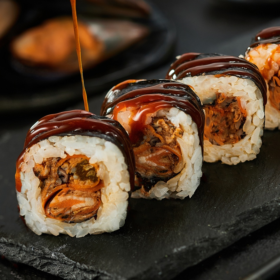 Ролл Мидийный 