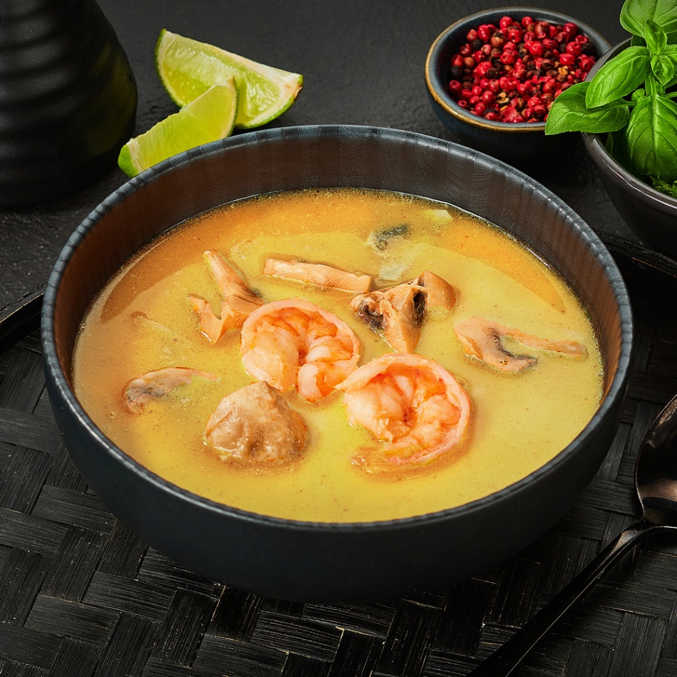 Том Кха с креветкой