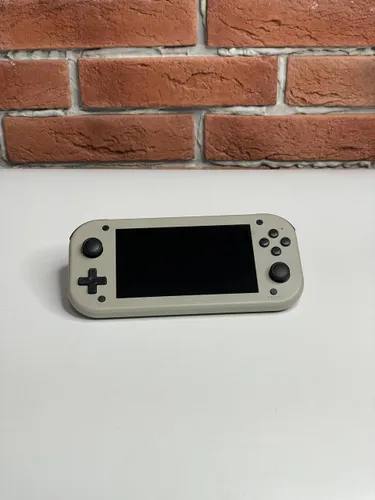 4/2 Консоль игровая