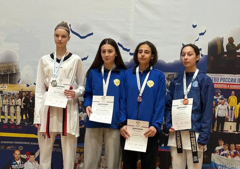 Дагестанские тхэквондисты завоевали ещё три медали на Первенстве России