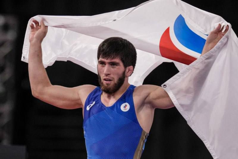 Заур Угуев выиграл золото чемпионата мира по вольной борьбе в Хорватии, победив в финале в весе до 61 кг иранца Ахмада Джавана