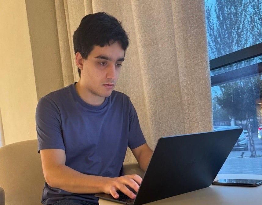 Дагестанский студент Хабиб Шахбанов стал победителем чемпионата Северо-Кавказского федерального округа по спортивному программированию