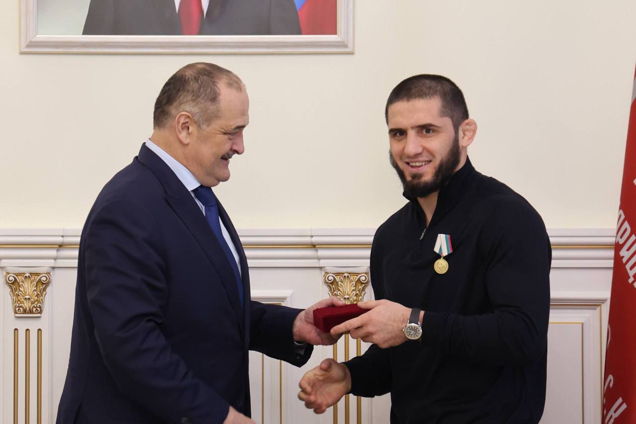 Хабиб Нурмагомедов будет отмечен государственной наградой Дагестана