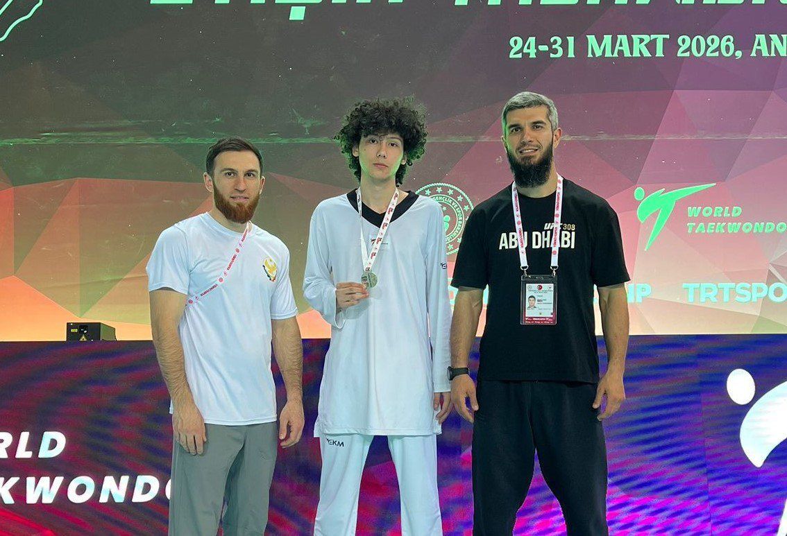 Дагестанский спортсмен Умахан Наврузалиев завоевал серебряную медаль на международном рейтинговом турнире по тхэквондо, который прошёл в Анталья