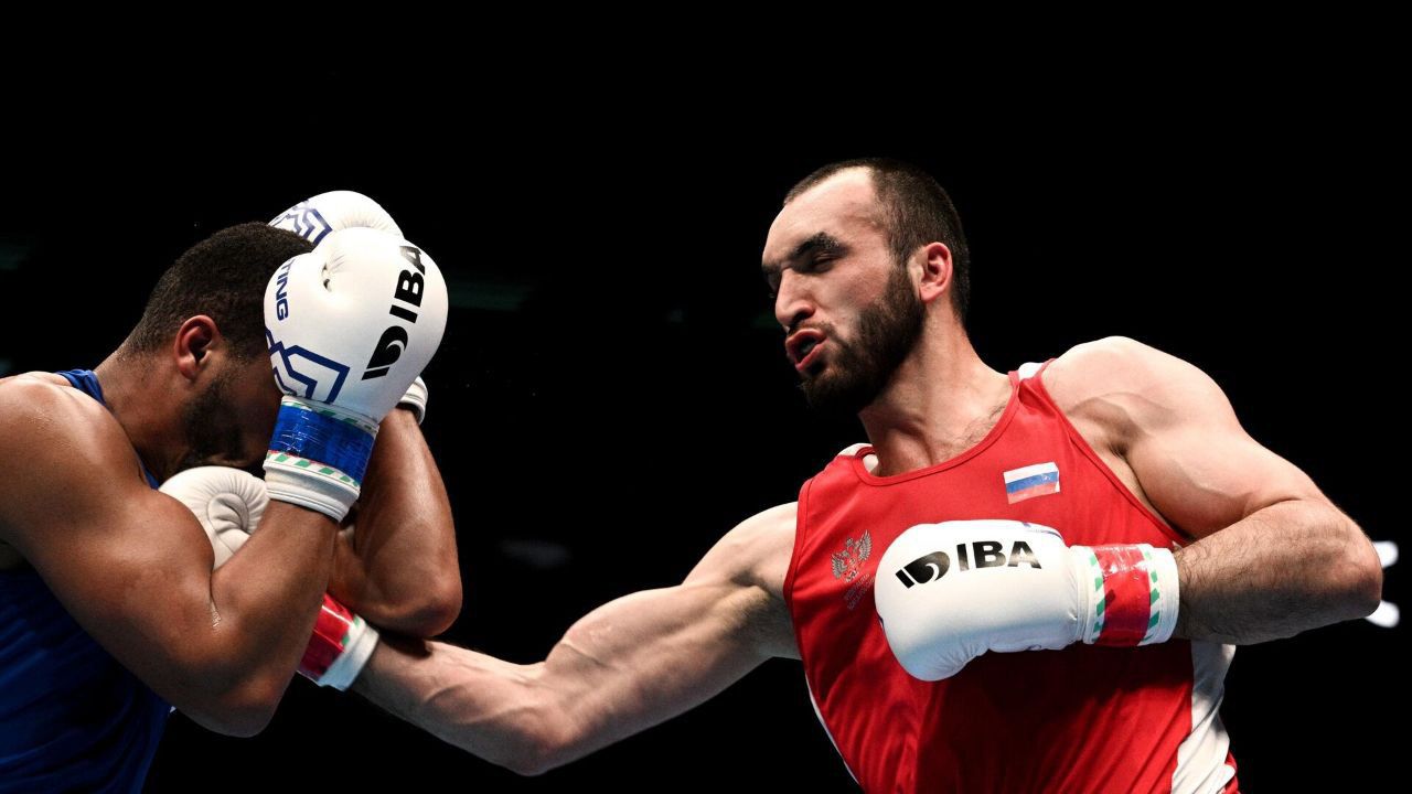 Муслим Гаджимагомедов вышел в финал чемпионата мира по боксу