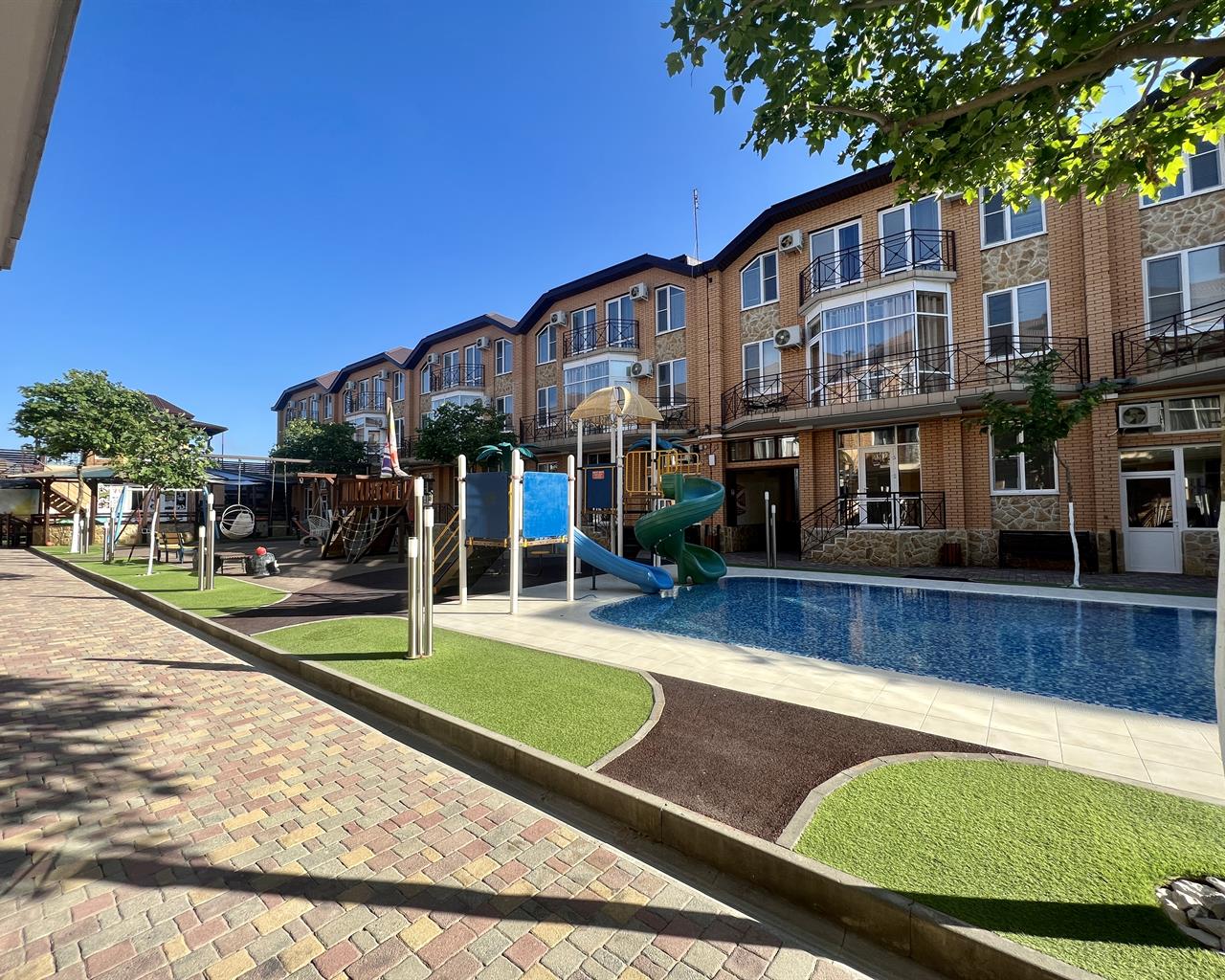 Ramina Family Hotel