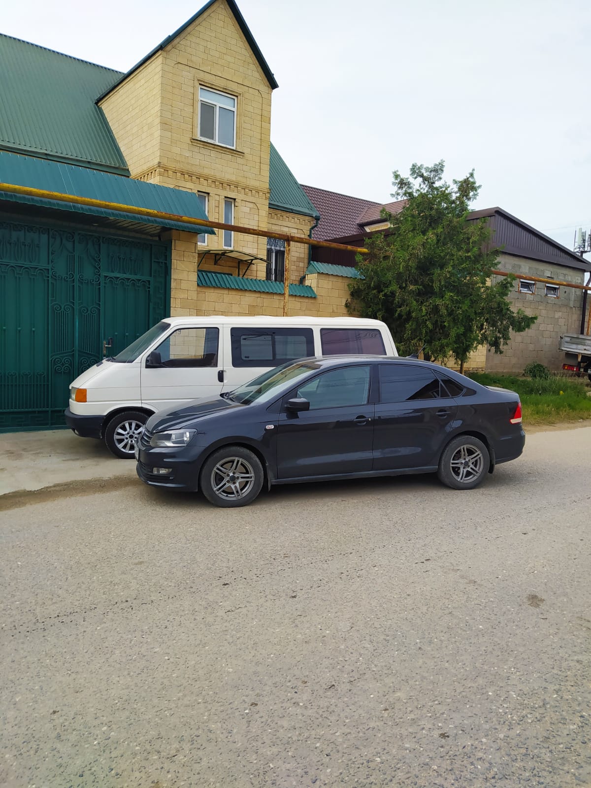 Гид Багомед