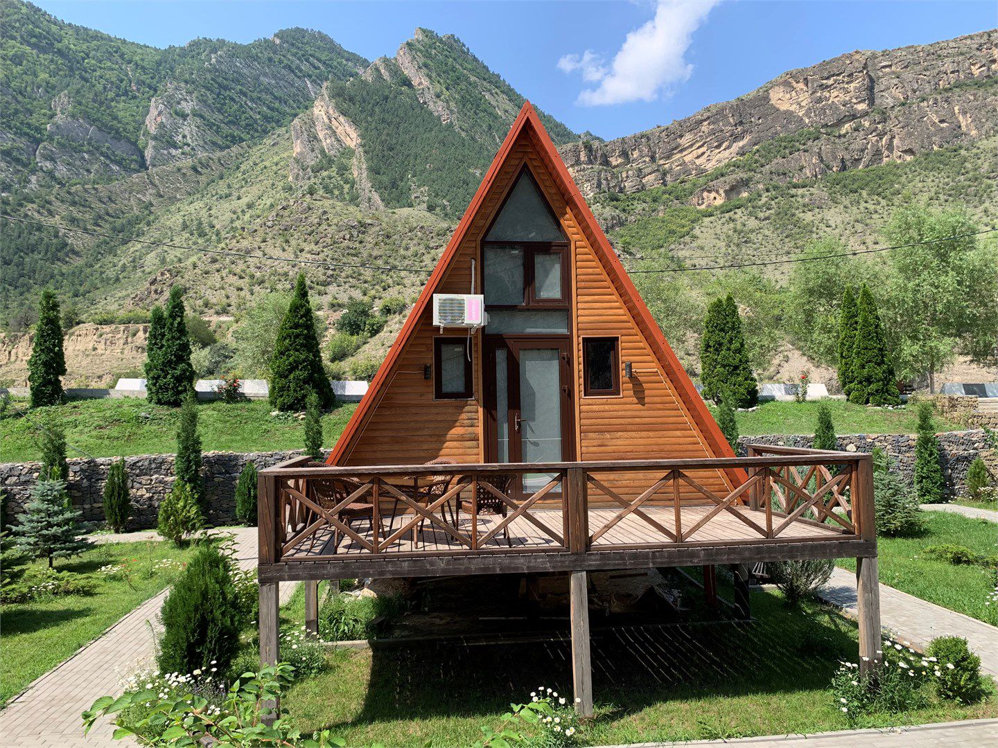 Горный отель "Белые Журавли"