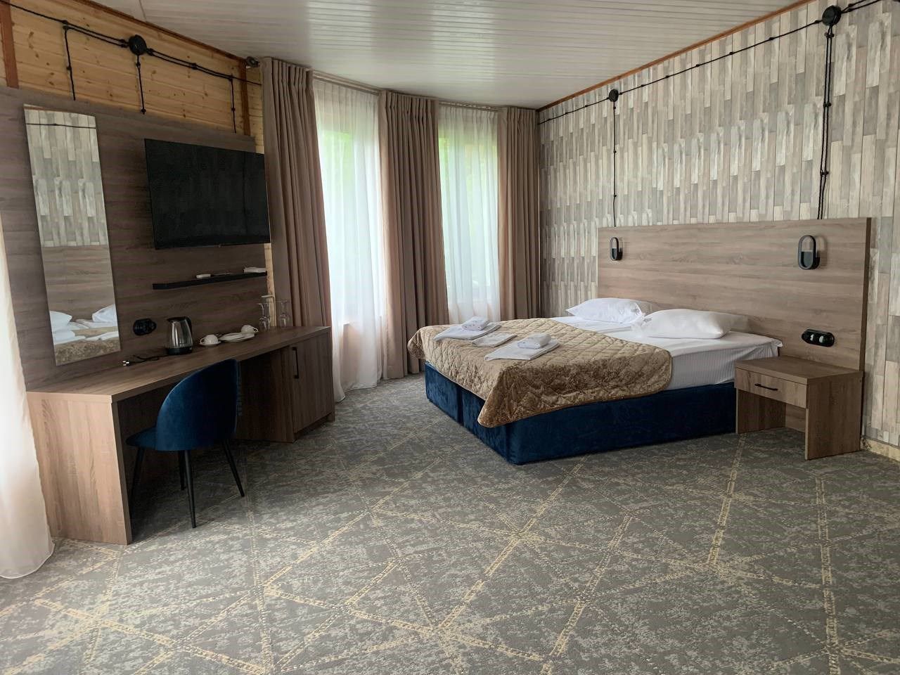 Горный отель "Белые Журавли"