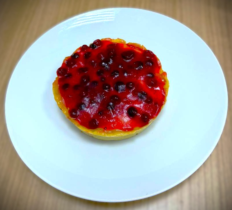 Тарт с брусникой 140 г