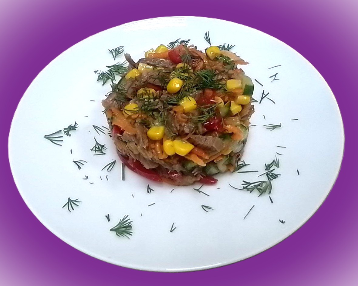 Салат фирменный с говядиной 1кг/500г