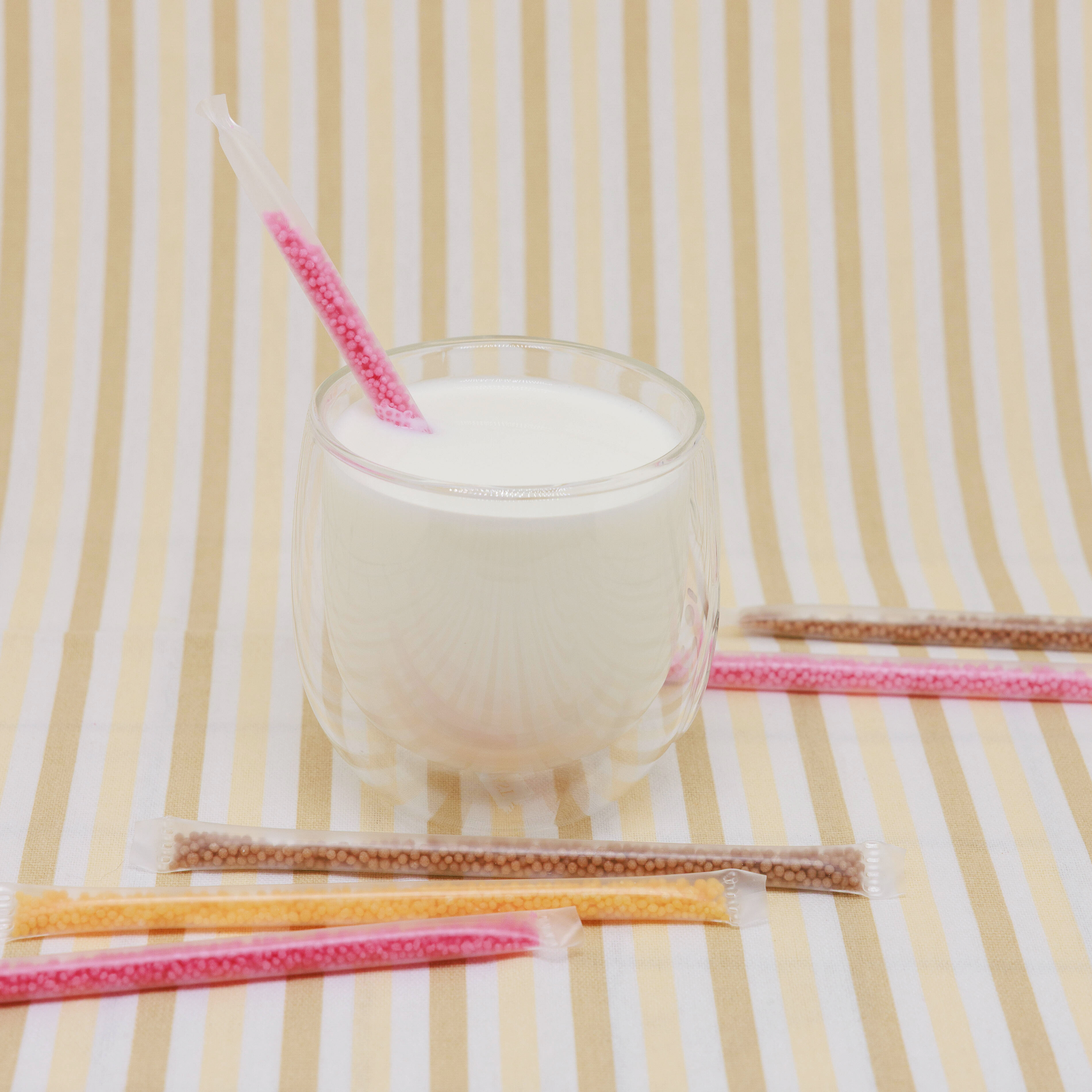 Соломинка для молока  в ассортименте